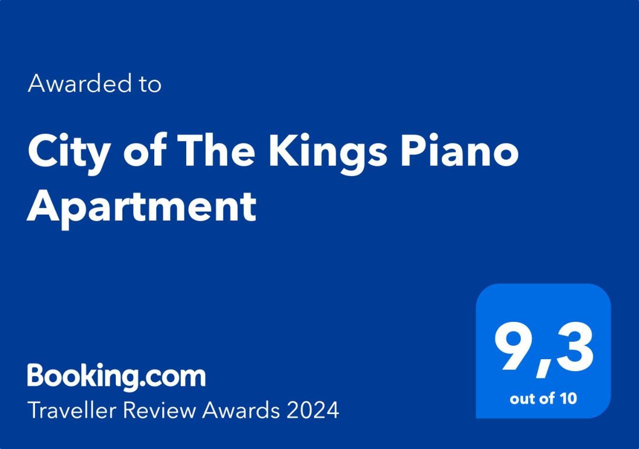 Apartment Of The Kings Piano