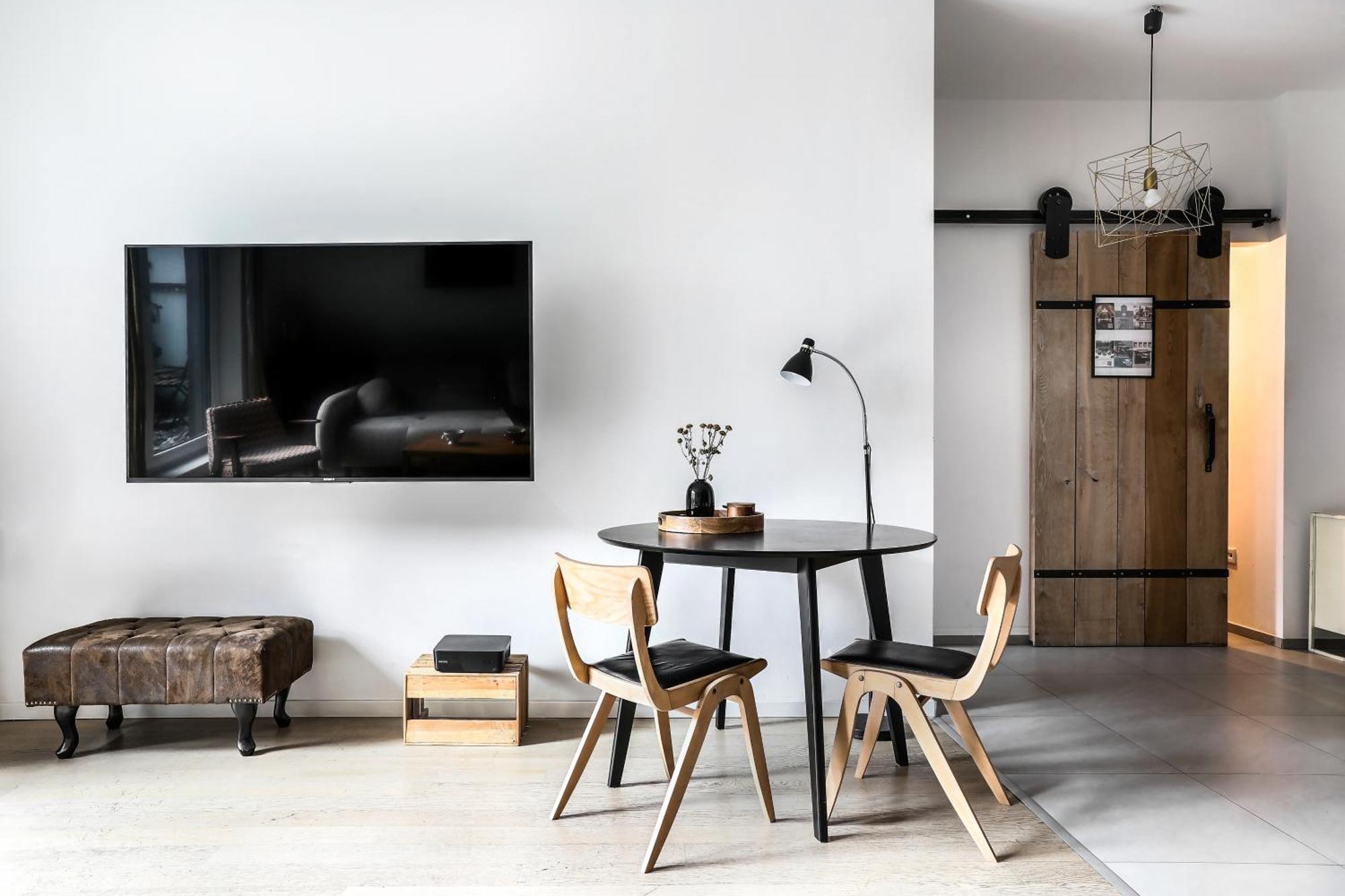 Apartment 1-bedroom With Private Garden, Old Town Krakau