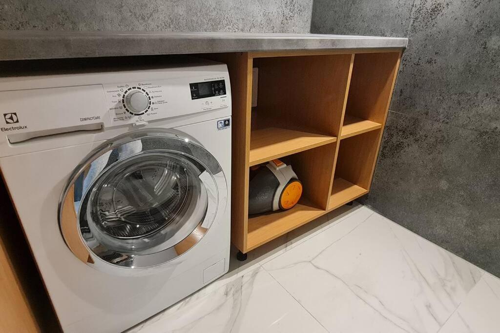 Modern 2 Bedroom Apartment/kazimierz/paulinska St. Krakow