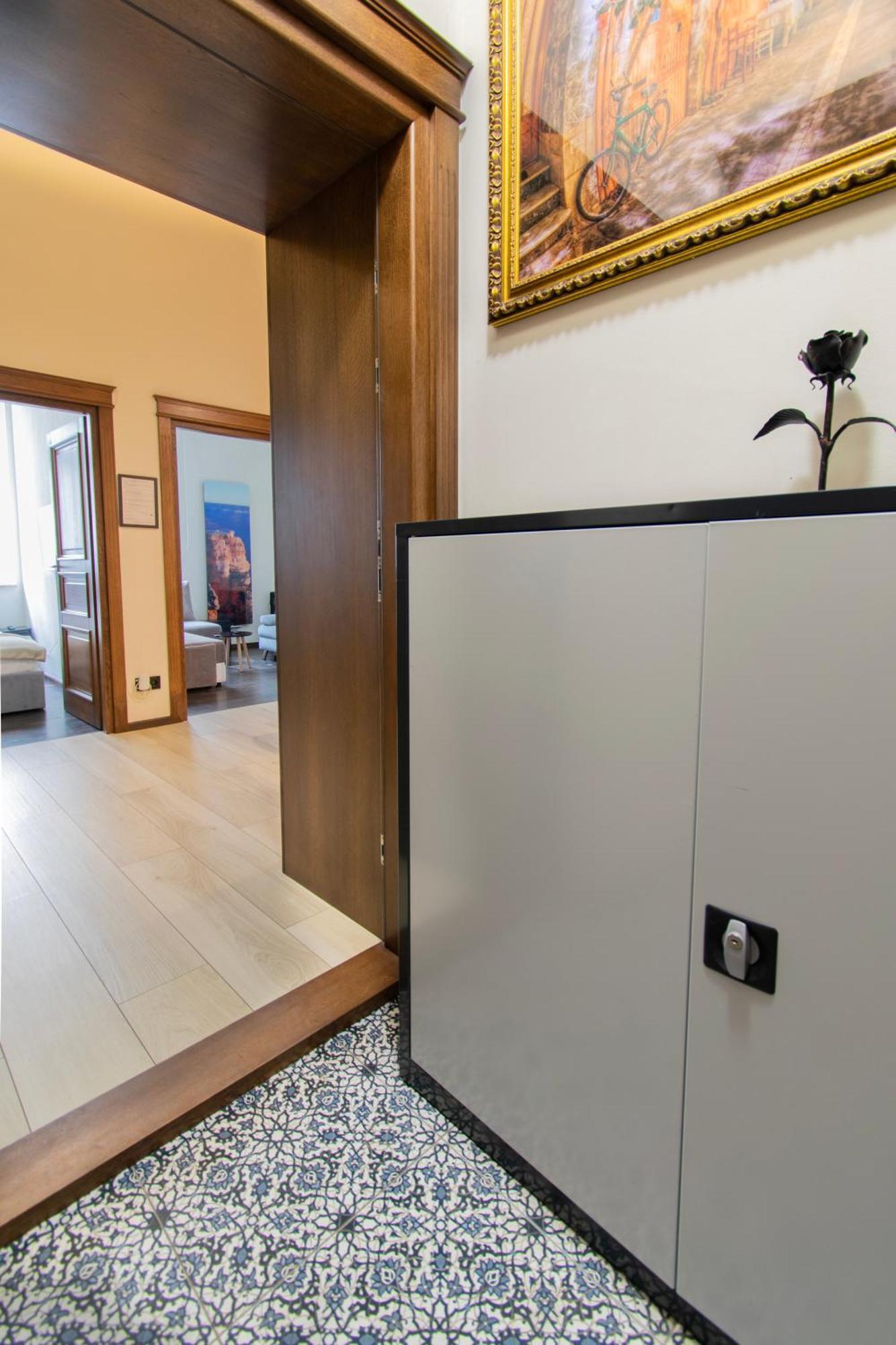 Apartment Quiet & High Class Jablonowskich Street