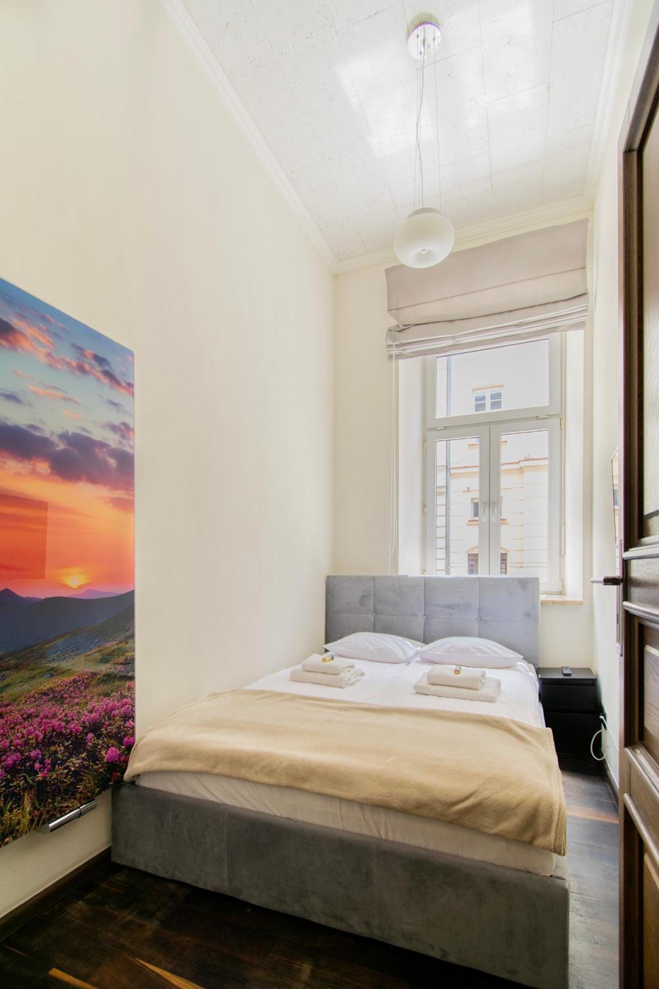 Apartment Quiet & High Class Jablonowskich Street