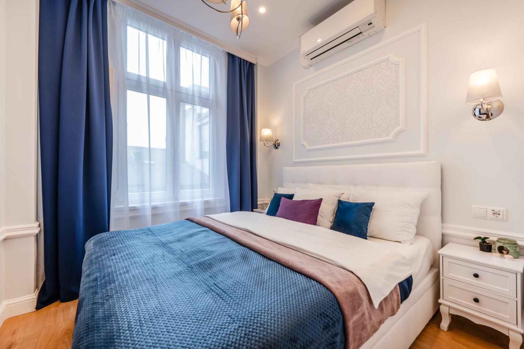 Main Square Aparthotel 3*