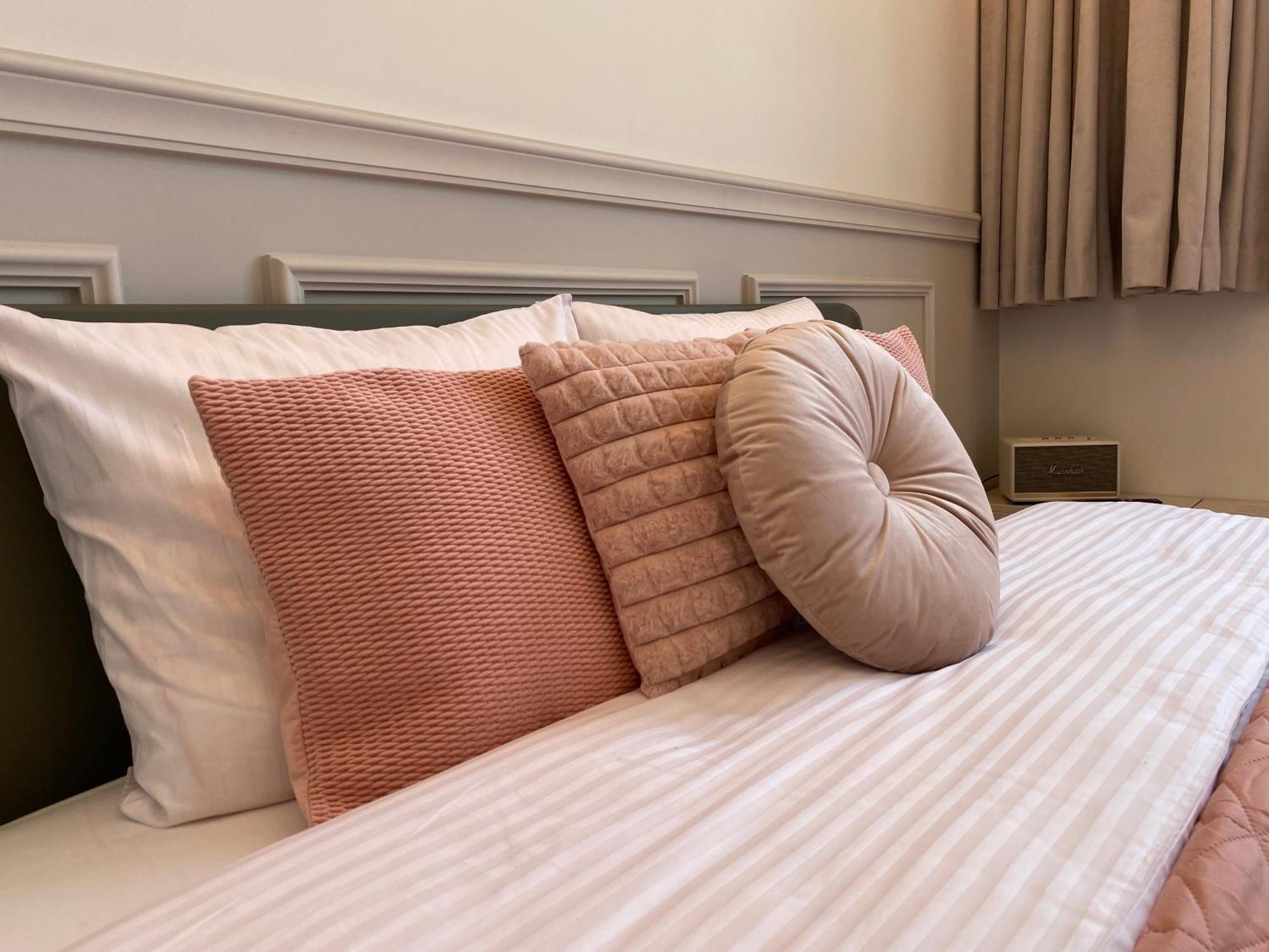 Royal Rose - Old Town Apartment *