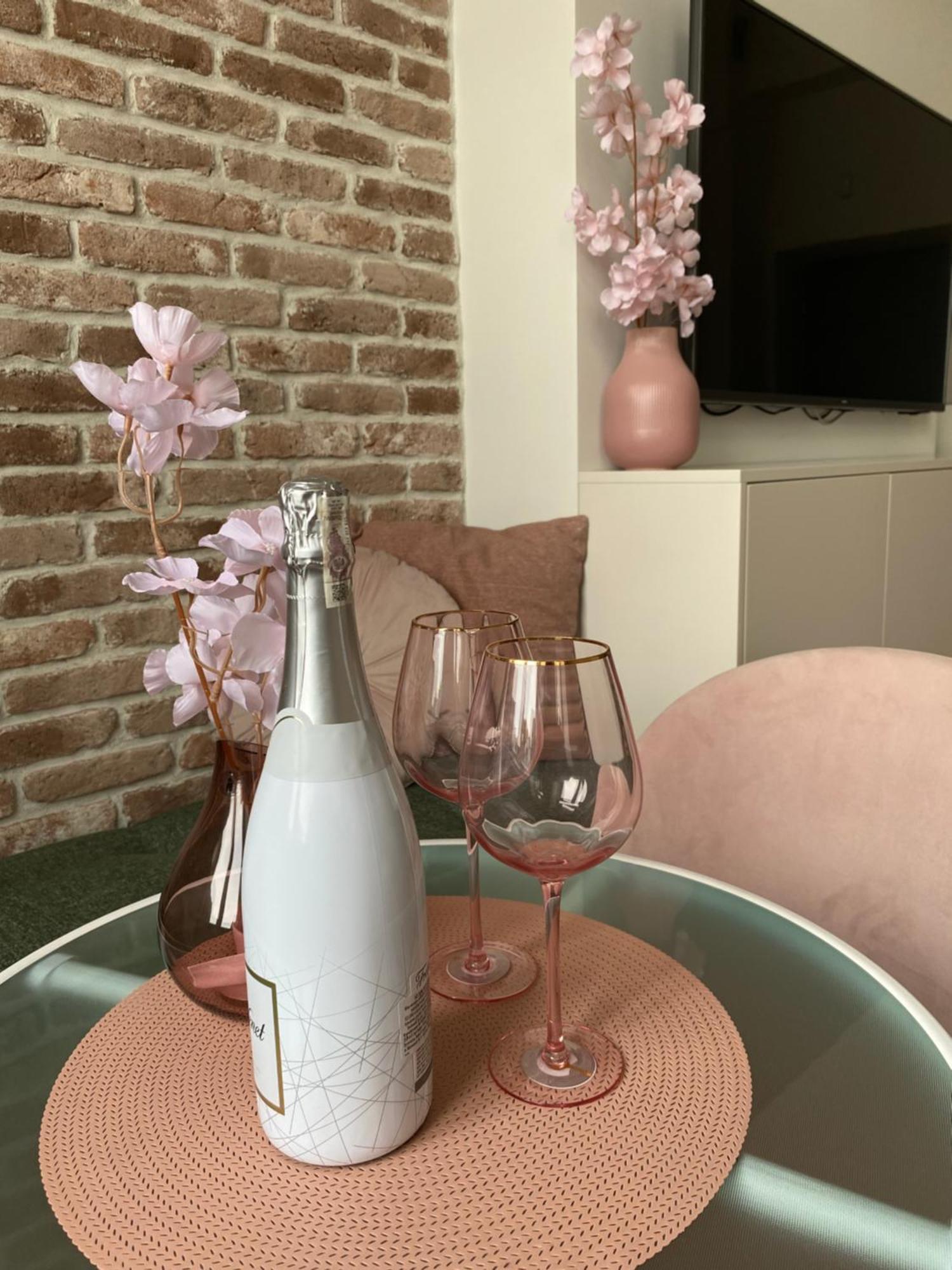Royal Rose - Old Town