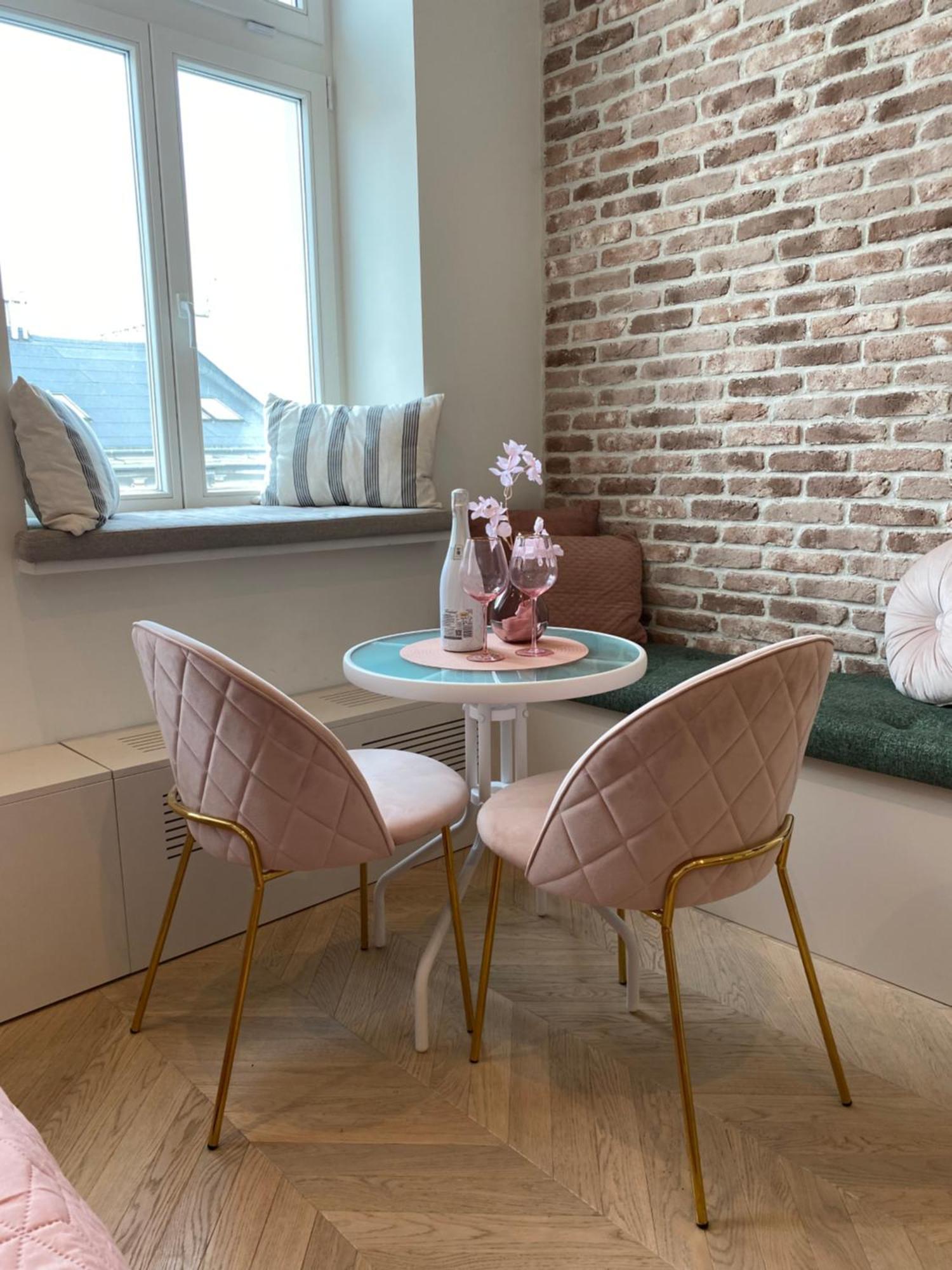 Royal Rose - Old Town Apartment *