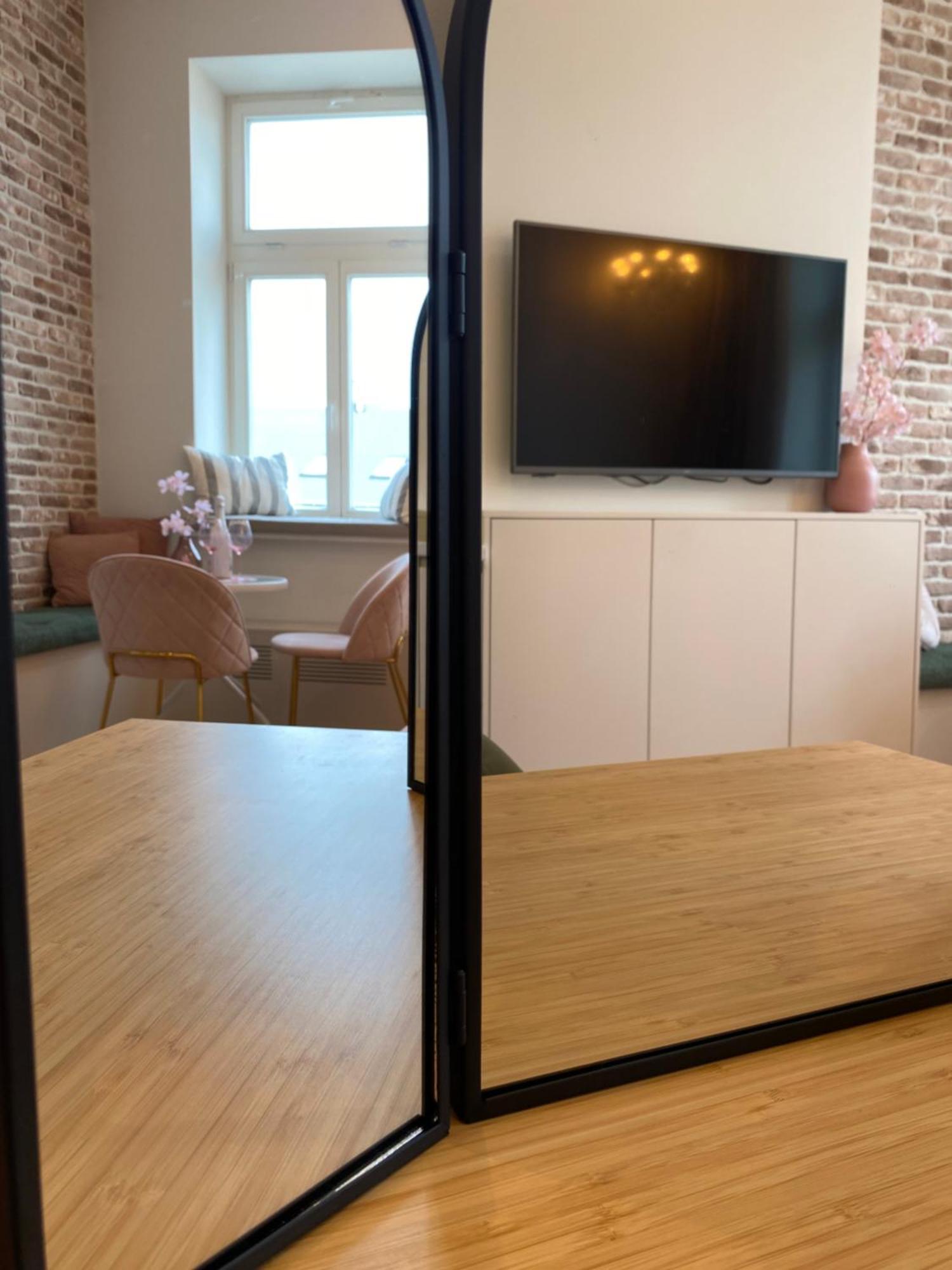 Apartment Royal Rose - Old Town *