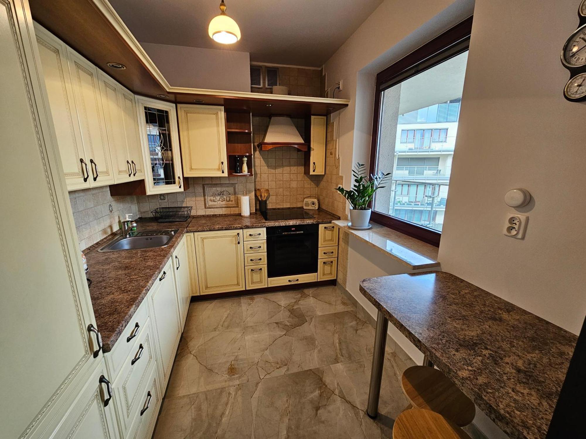 Bulwary Wislane Ludwinowska Przy Forum By Renters Krakau