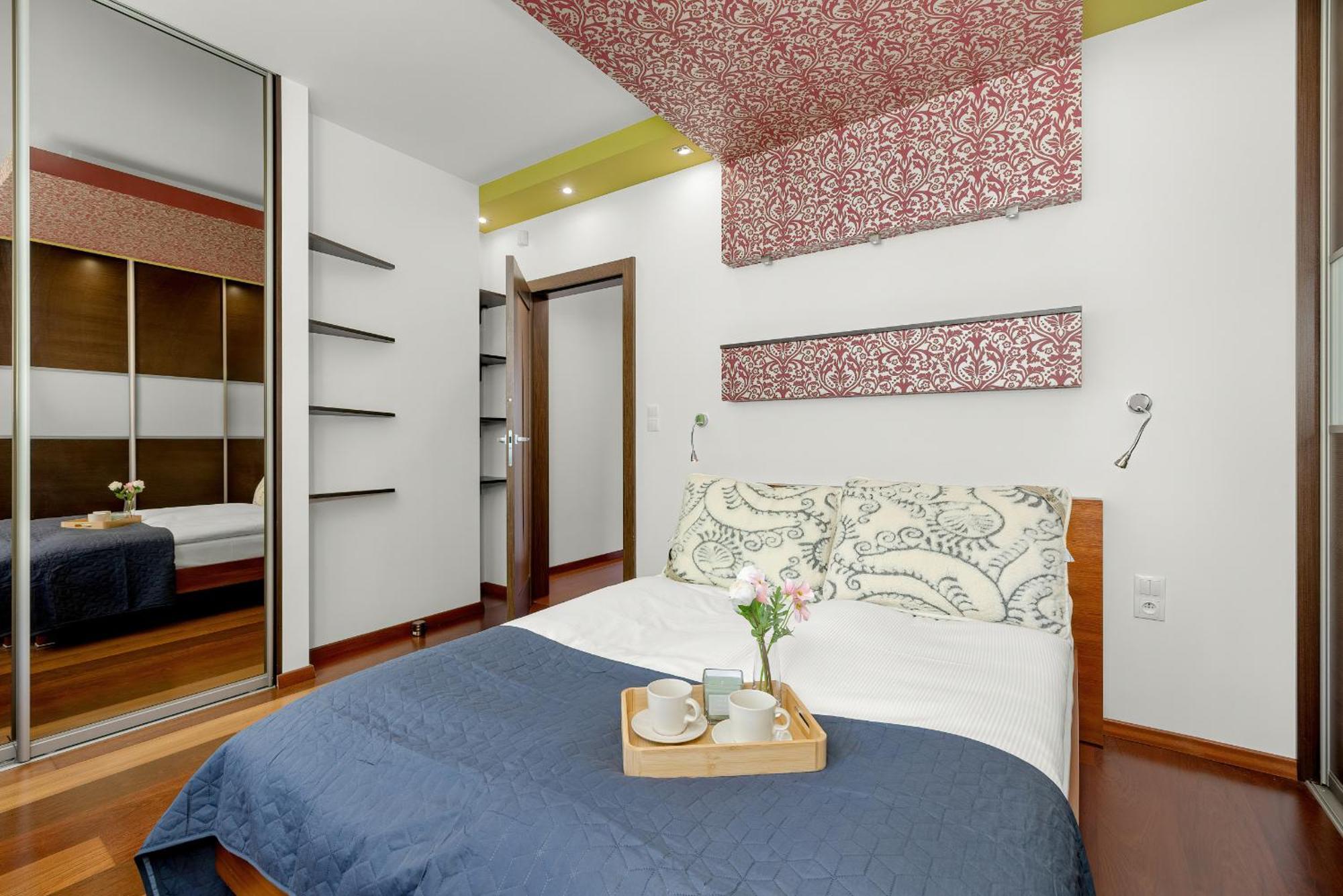 Gamers' Paradise - Modern With Parking In Cracow By Renters Apartment Krakow