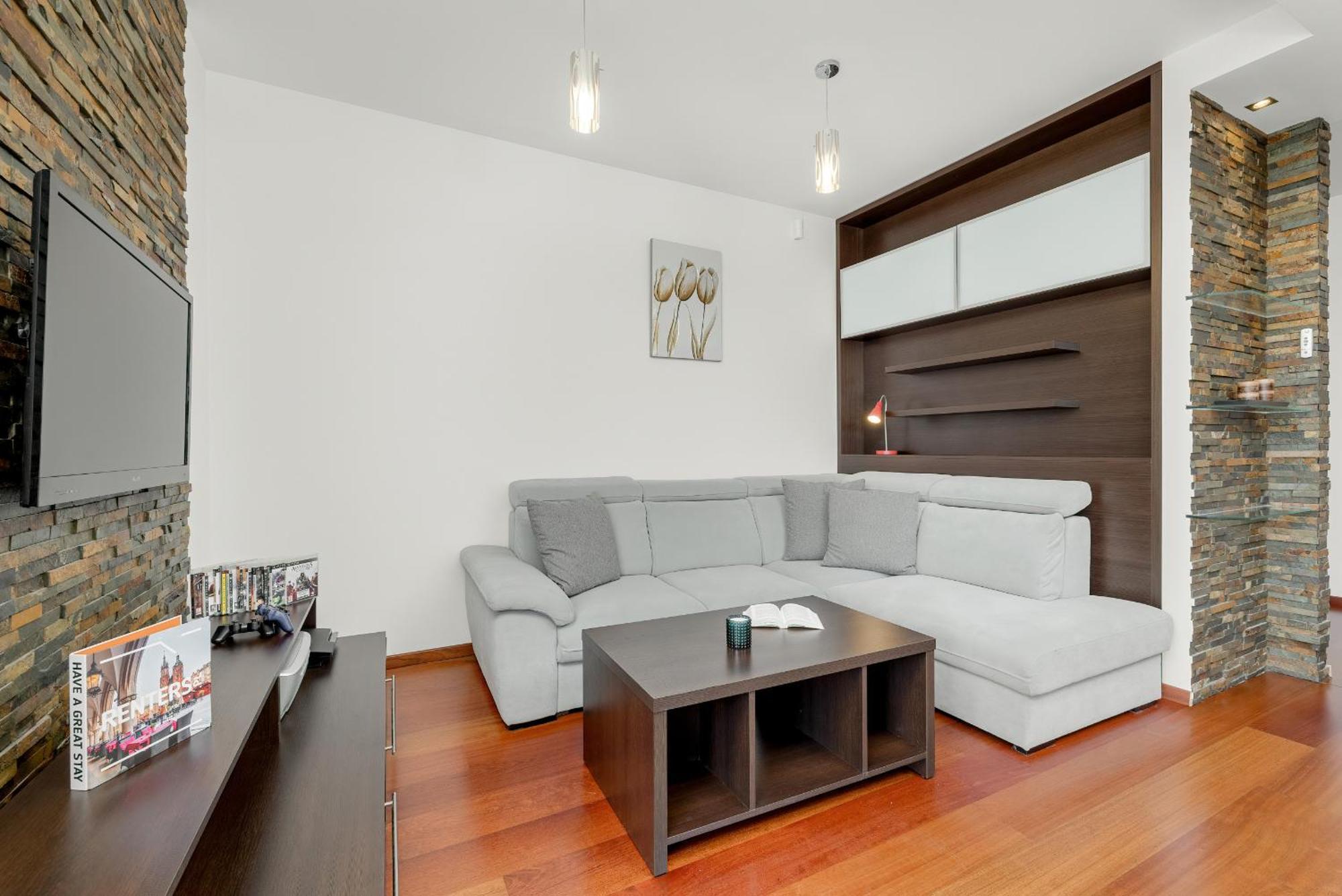 Gamers' Paradise - Modern With Parking In Cracow By Renters