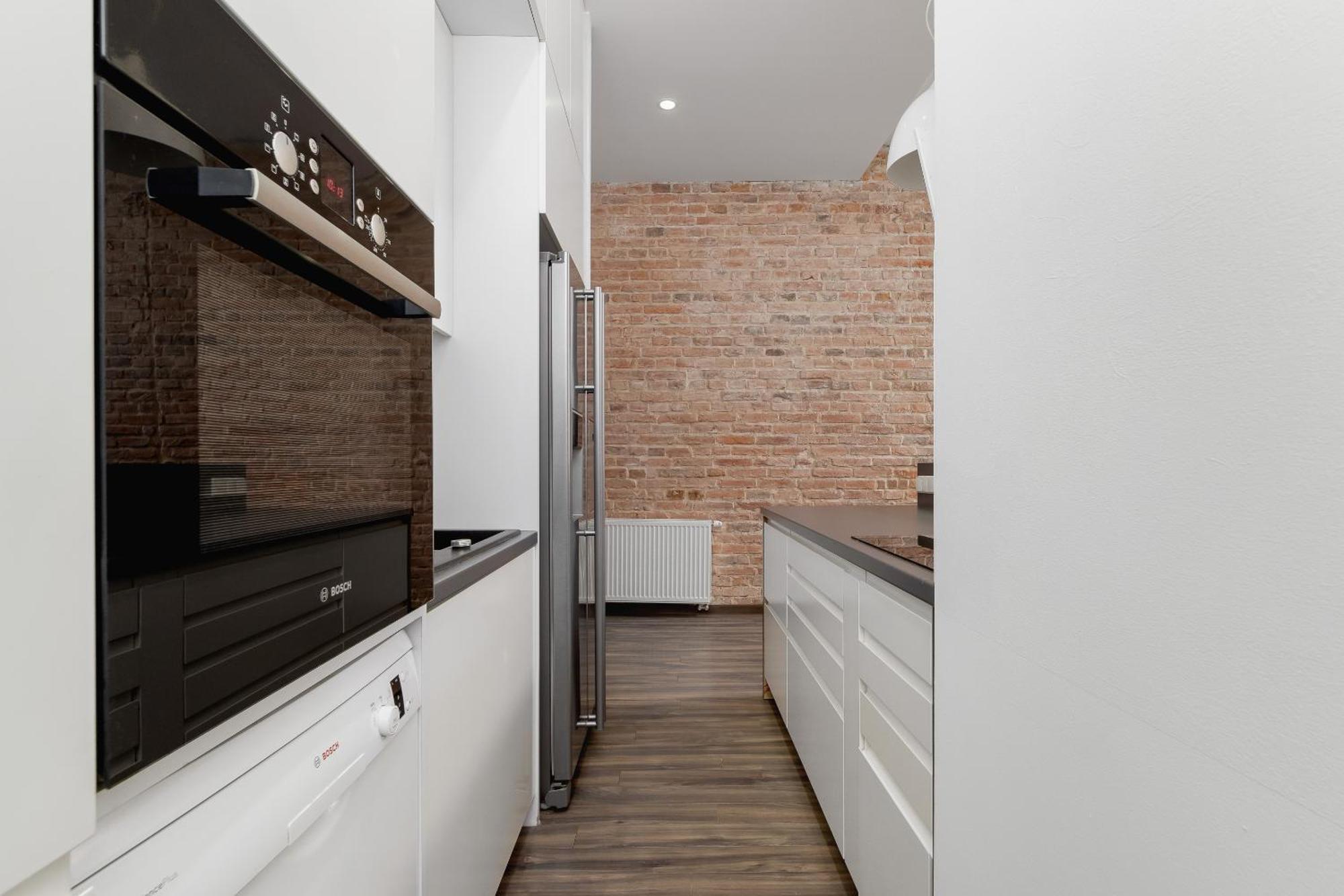 Apartment 3 Bedroom - Rynek Podgorski 15 *