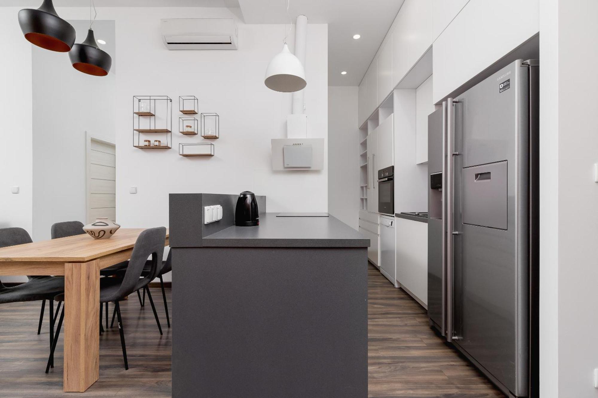 3 Bedroom - Rynek Podgorski 15 *