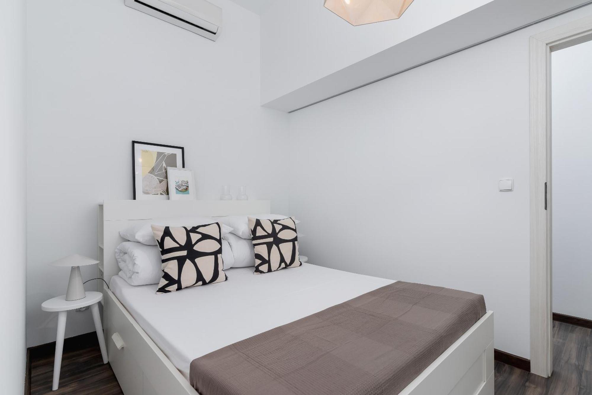 3 Bedroom - Rynek Podgorski 15 Apartment Krakow