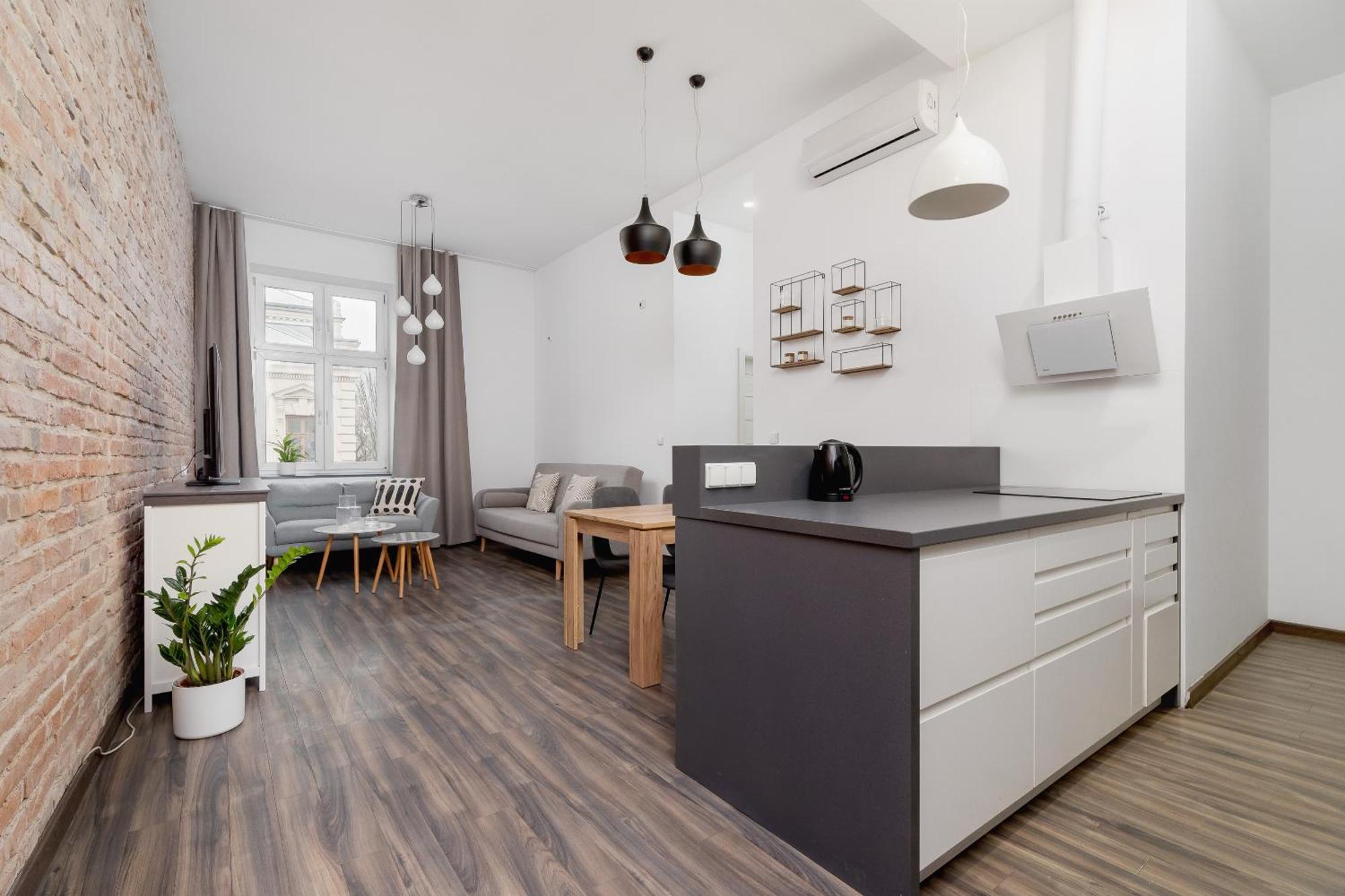 Apartment 3 Bedroom - Rynek Podgorski 15 *