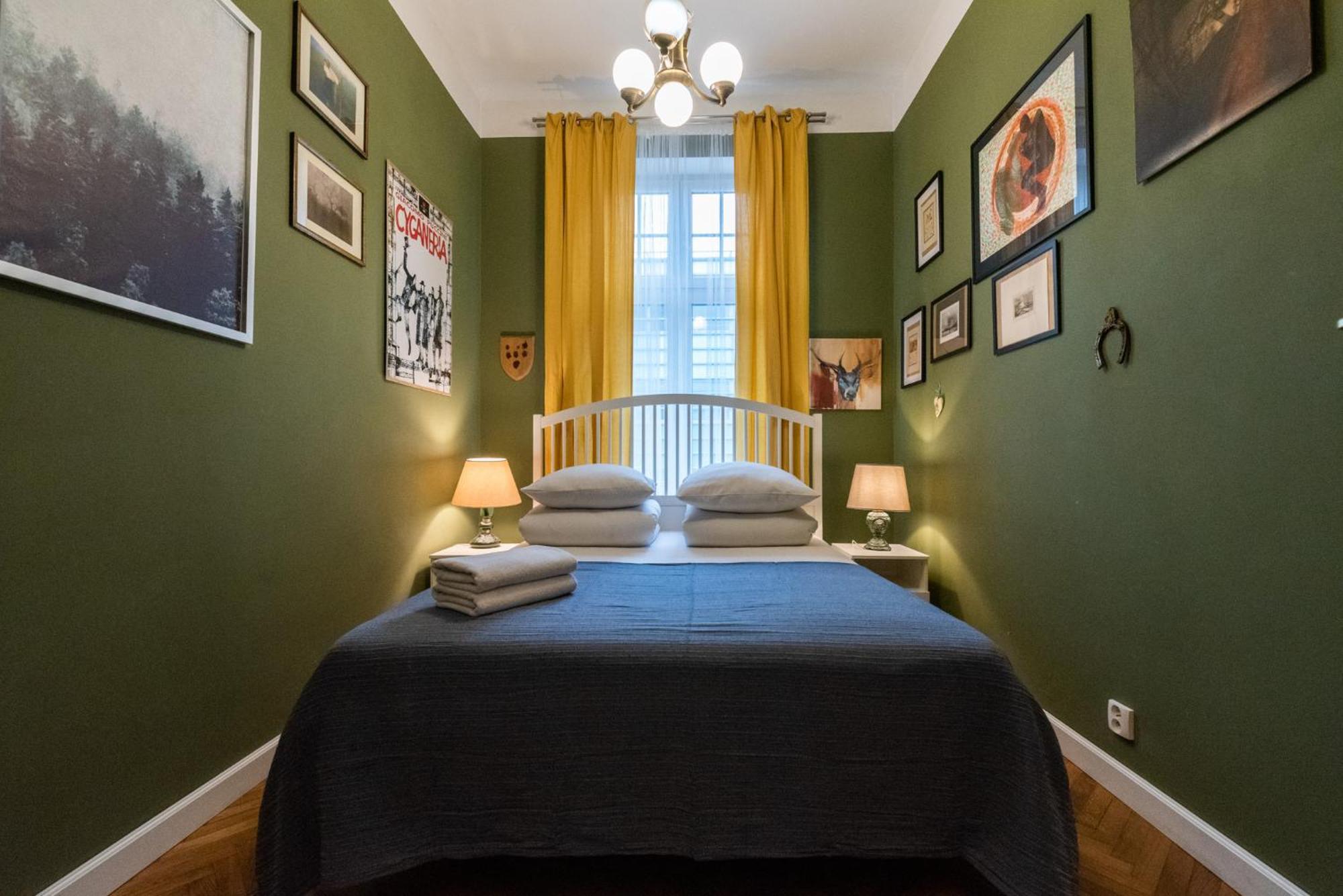 Apartament Lights Mostowa 6 *