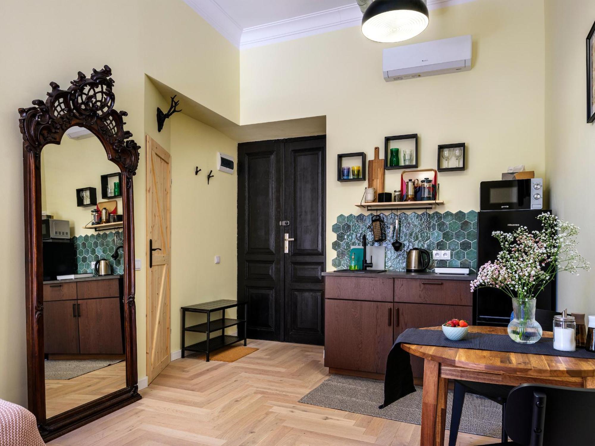 Yellow - Kochanowskiego Apartment *