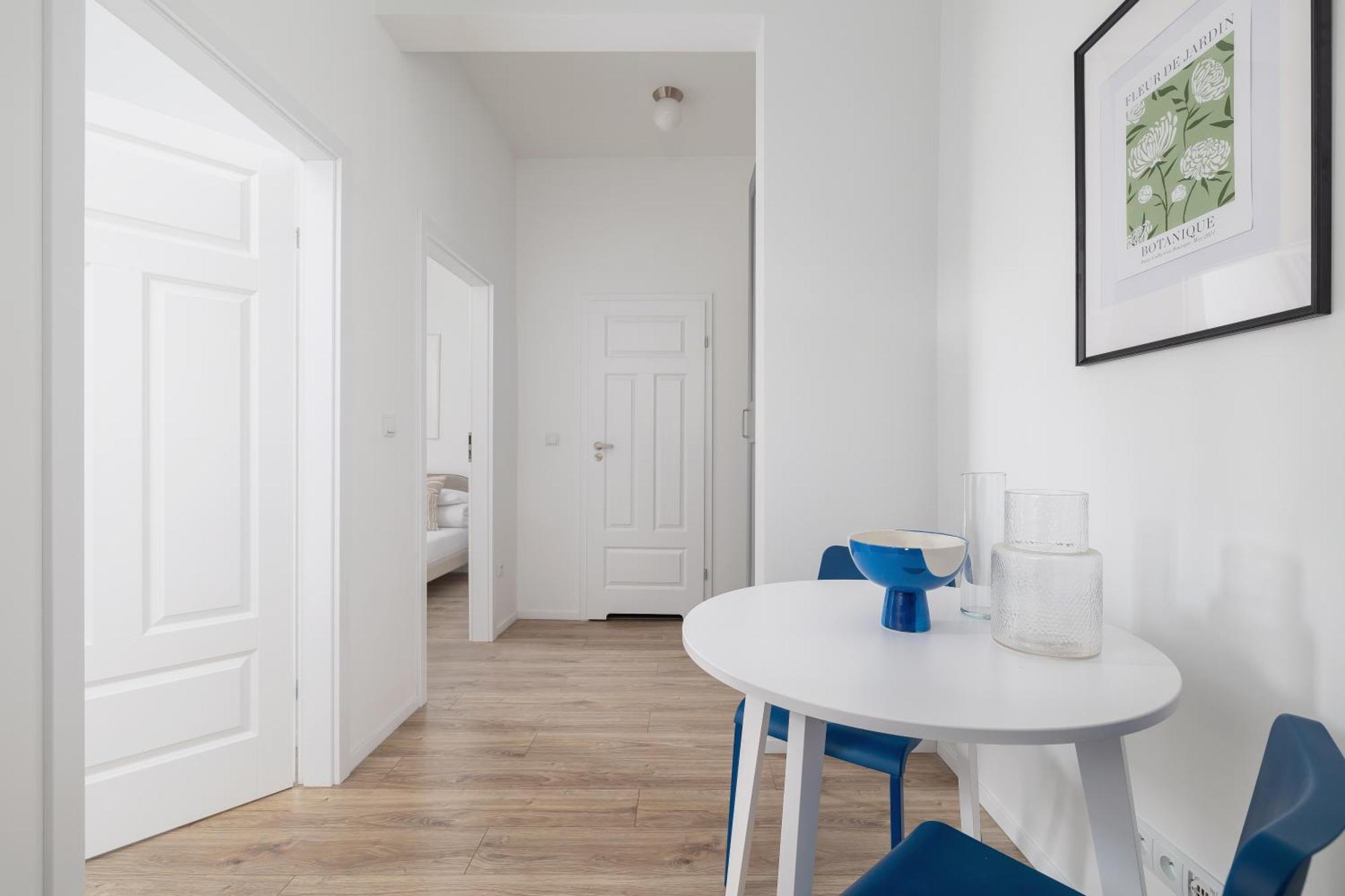 2 Bedroom - Dluga 65 Apartment