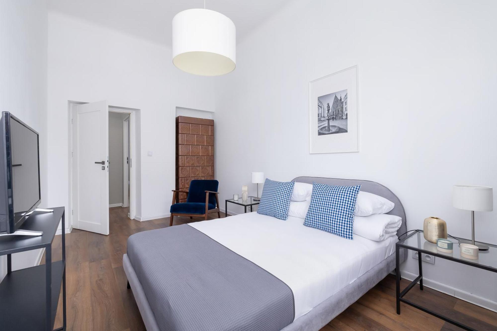 2-bedroom With Balcony - Dluga 65 Street