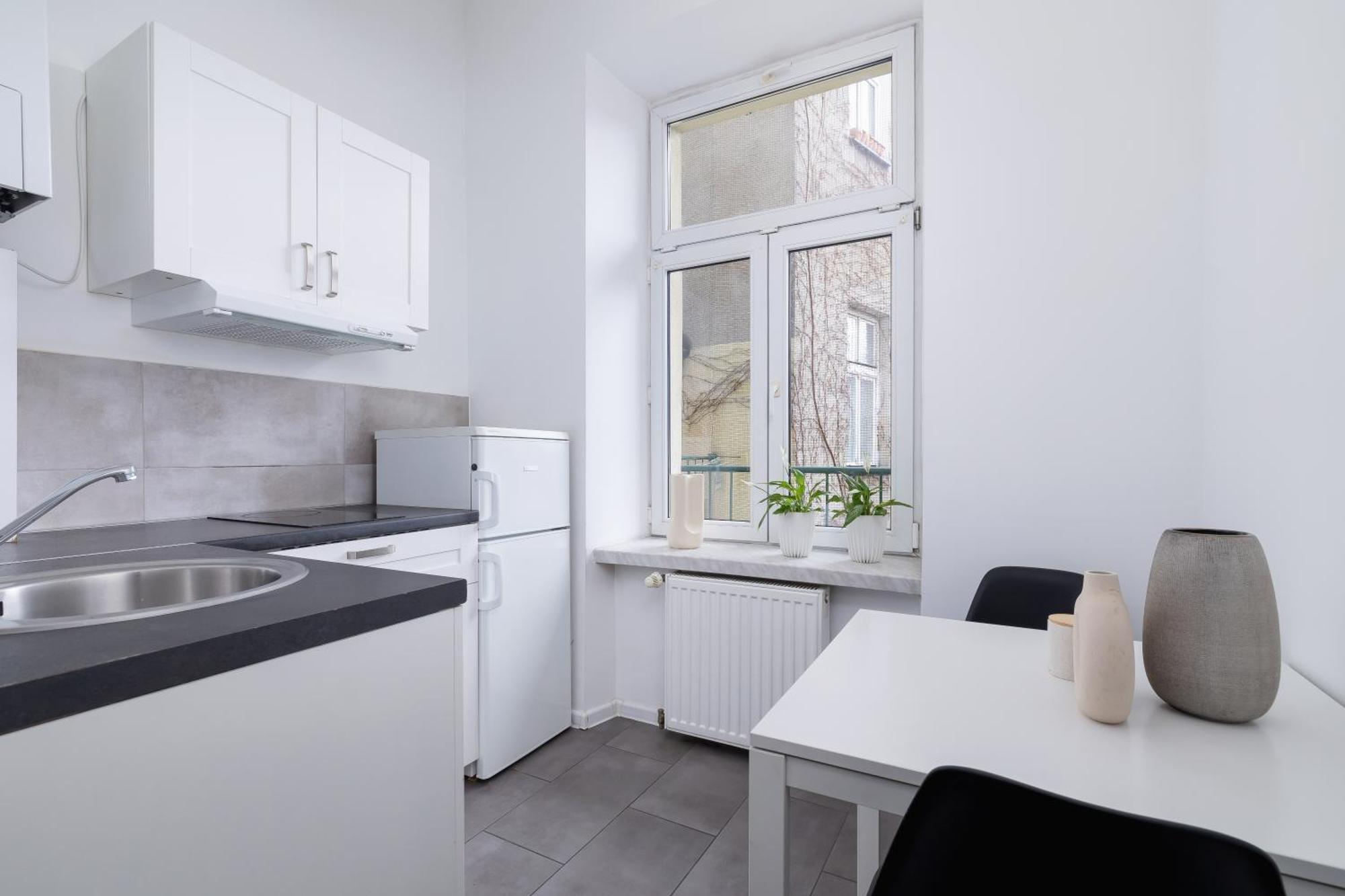 2-bedroom With Balcony - Dluga 65 Street
