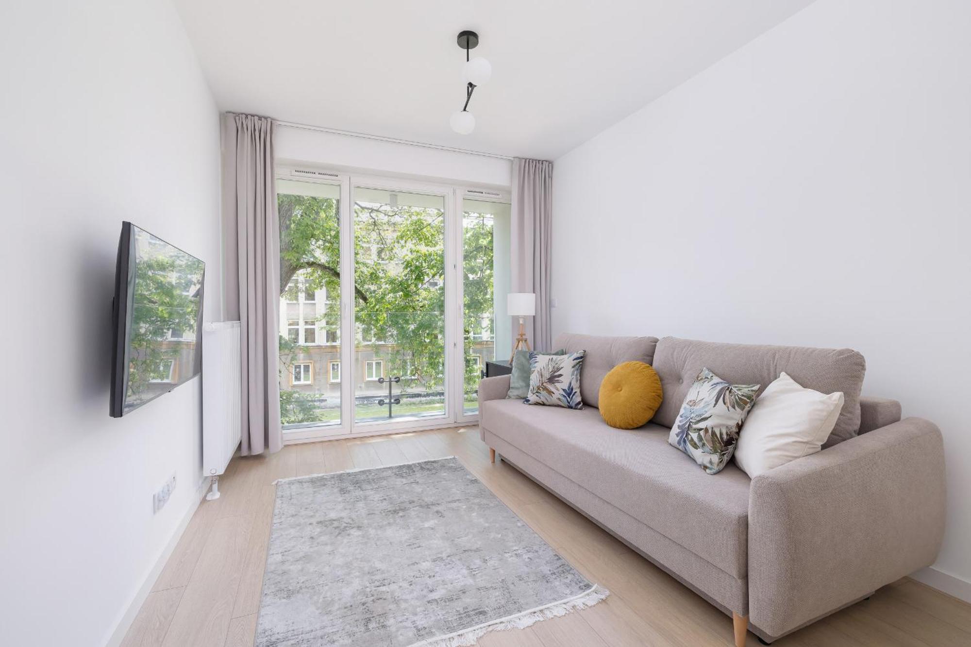 Krowoderska With Balcony Near Center By Rent Like Apartment
