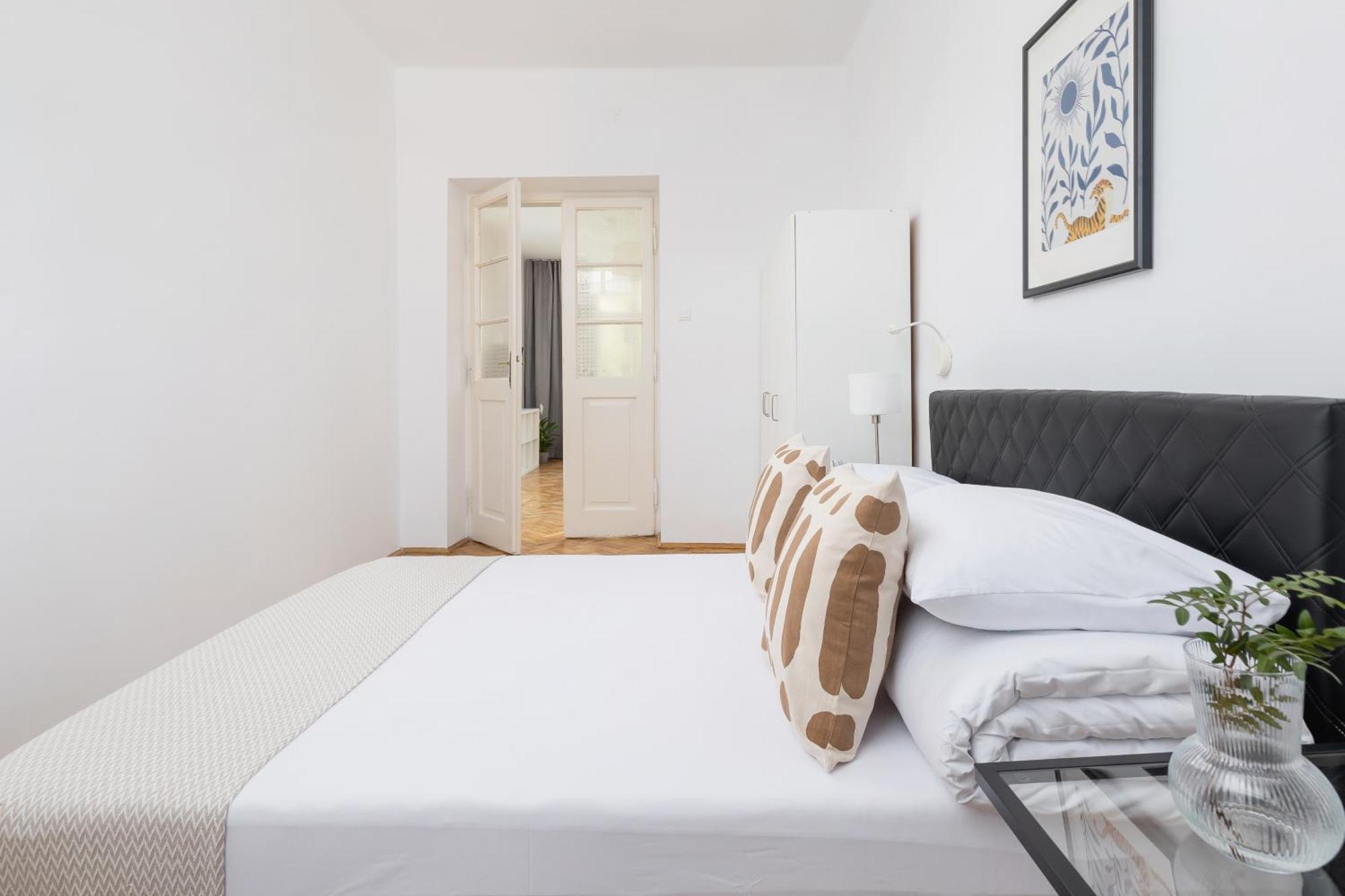 1-bedroom With Balcony - Dluga 65