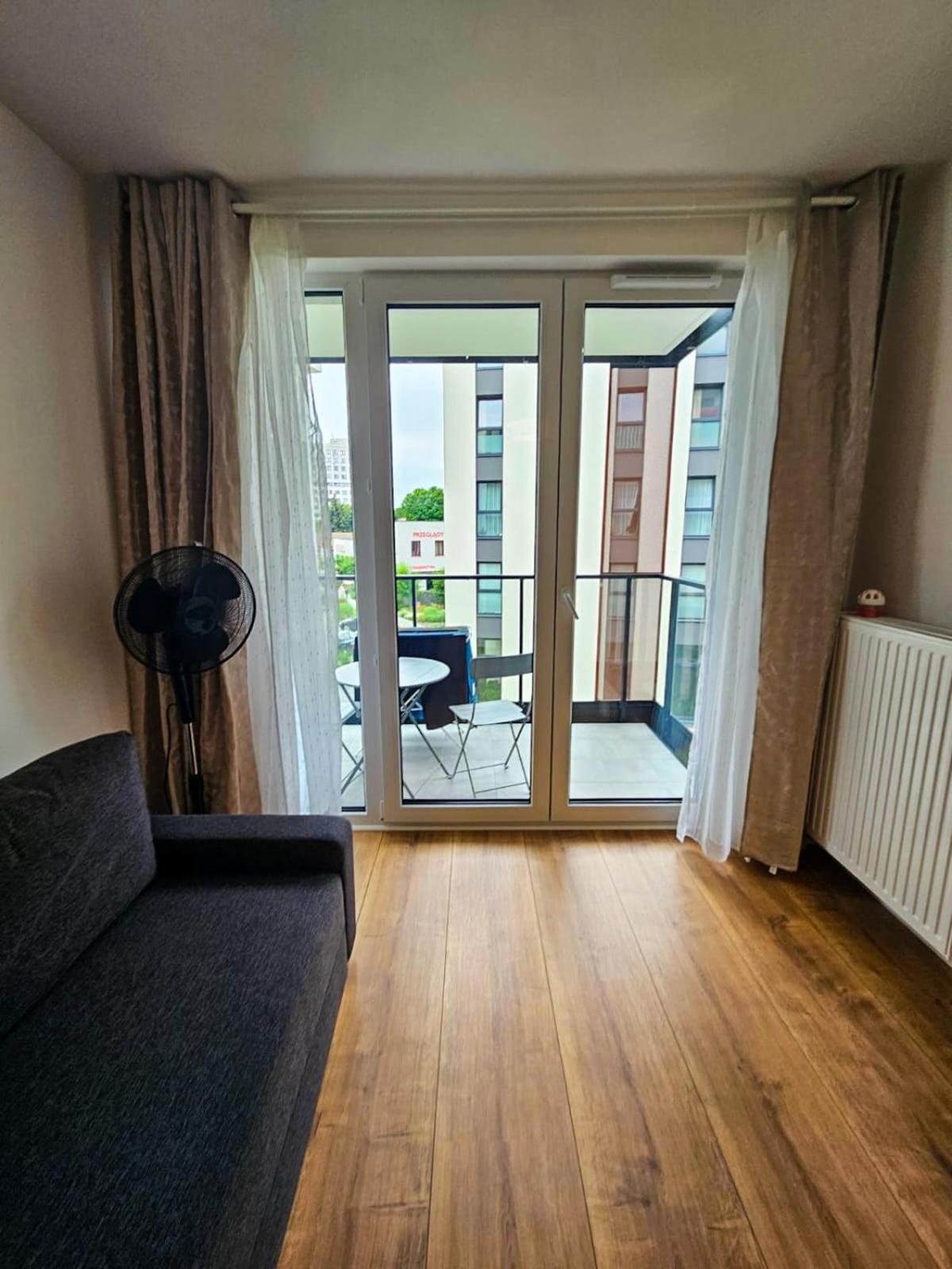 Elegant Two-room Apartment, Center, Balcony ,sleeps 4 Krakow