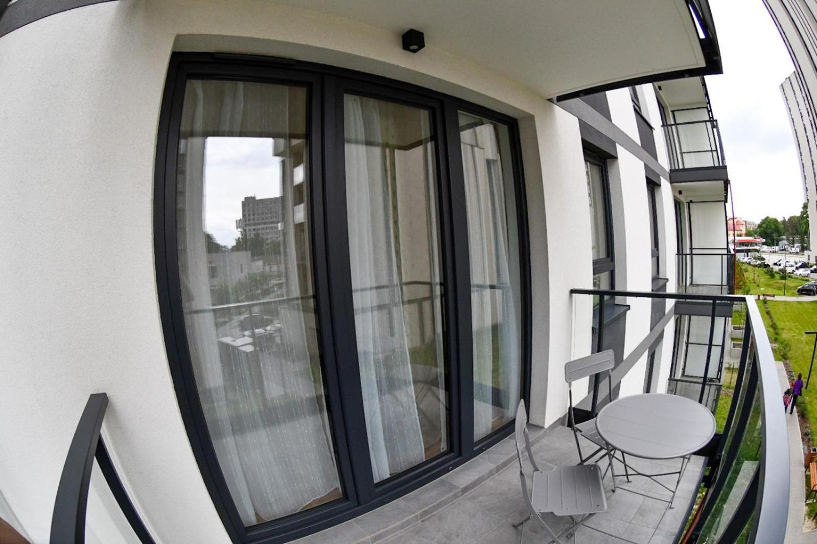 Apartment Elegant Two-room Apartment, Center, Balcony ,sleeps 4 *