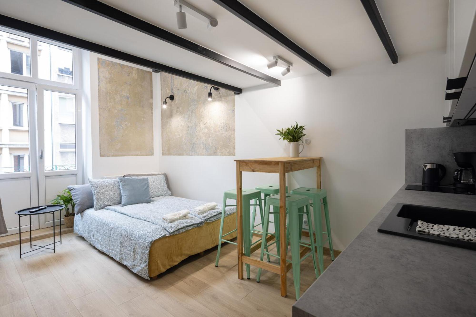 Center, Modern, Quiet Place By Homeclick Apartment *