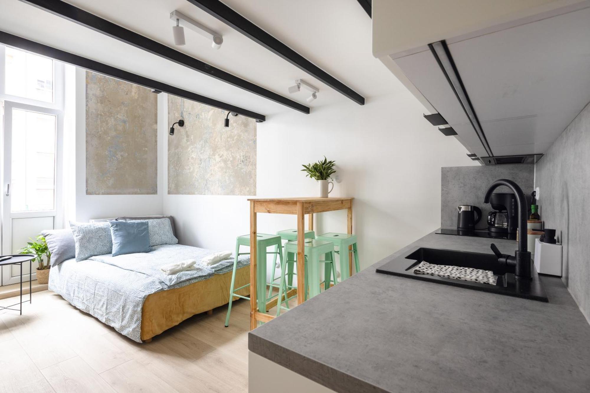 Center, Modern, Quiet Place By Homeclick Apartment *