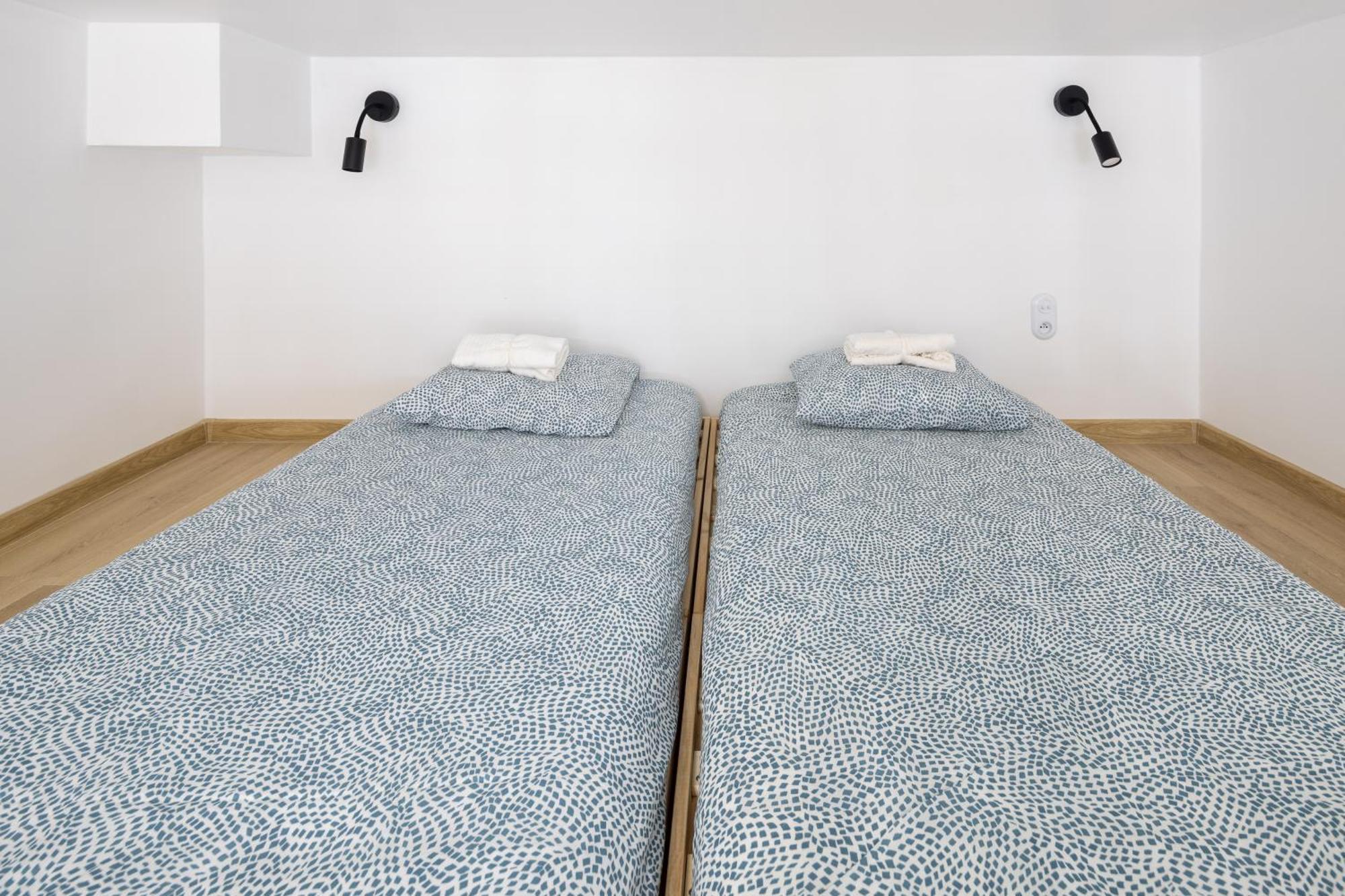 Center, Modern, Quiet Place By Homeclick Krakow