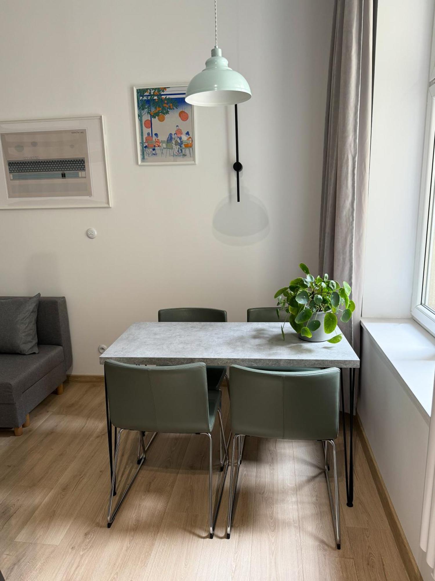 Center, Modern, Quiet Place By Homeclick Apartment *