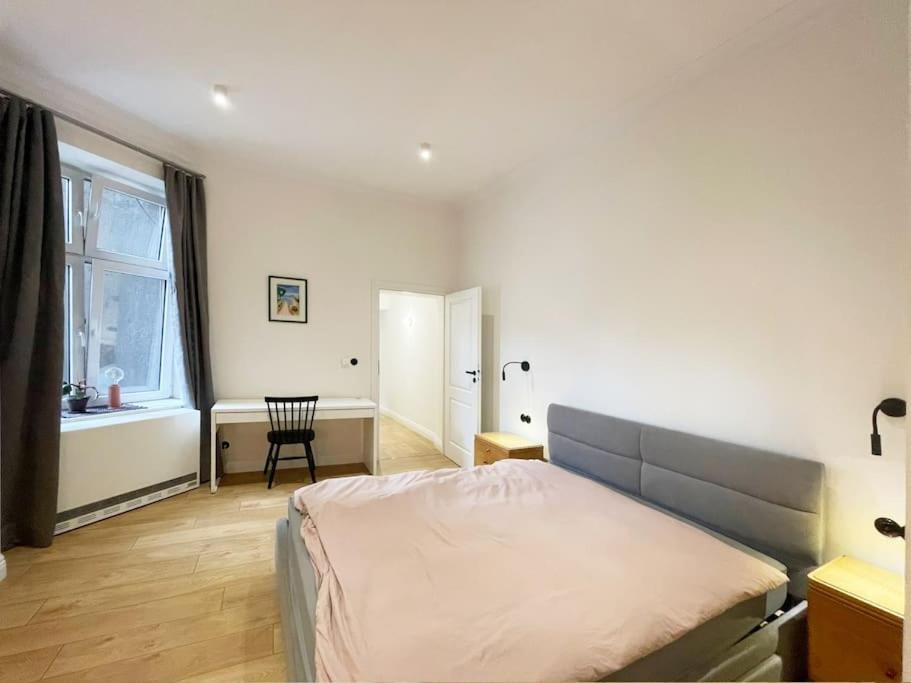 Apartment Golden Manor