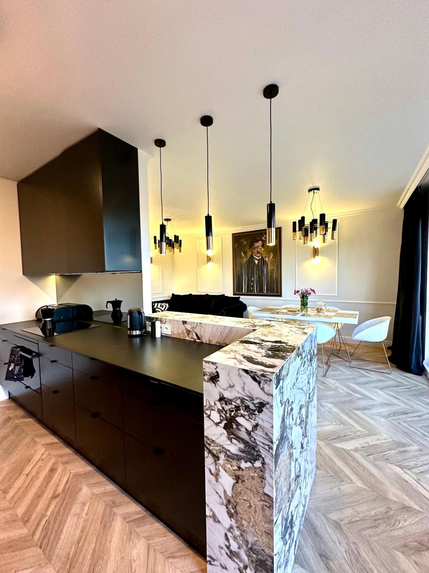 Mozarta Sky Terrace Vip 2-bed Apartment Krakow