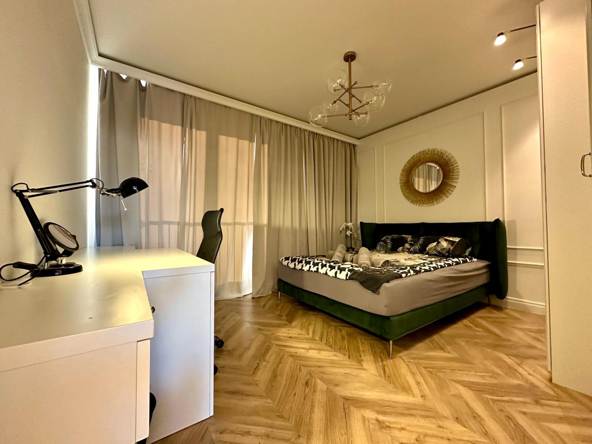 Mozarta Sky Terrace Vip 2-bed Apartment Krakow