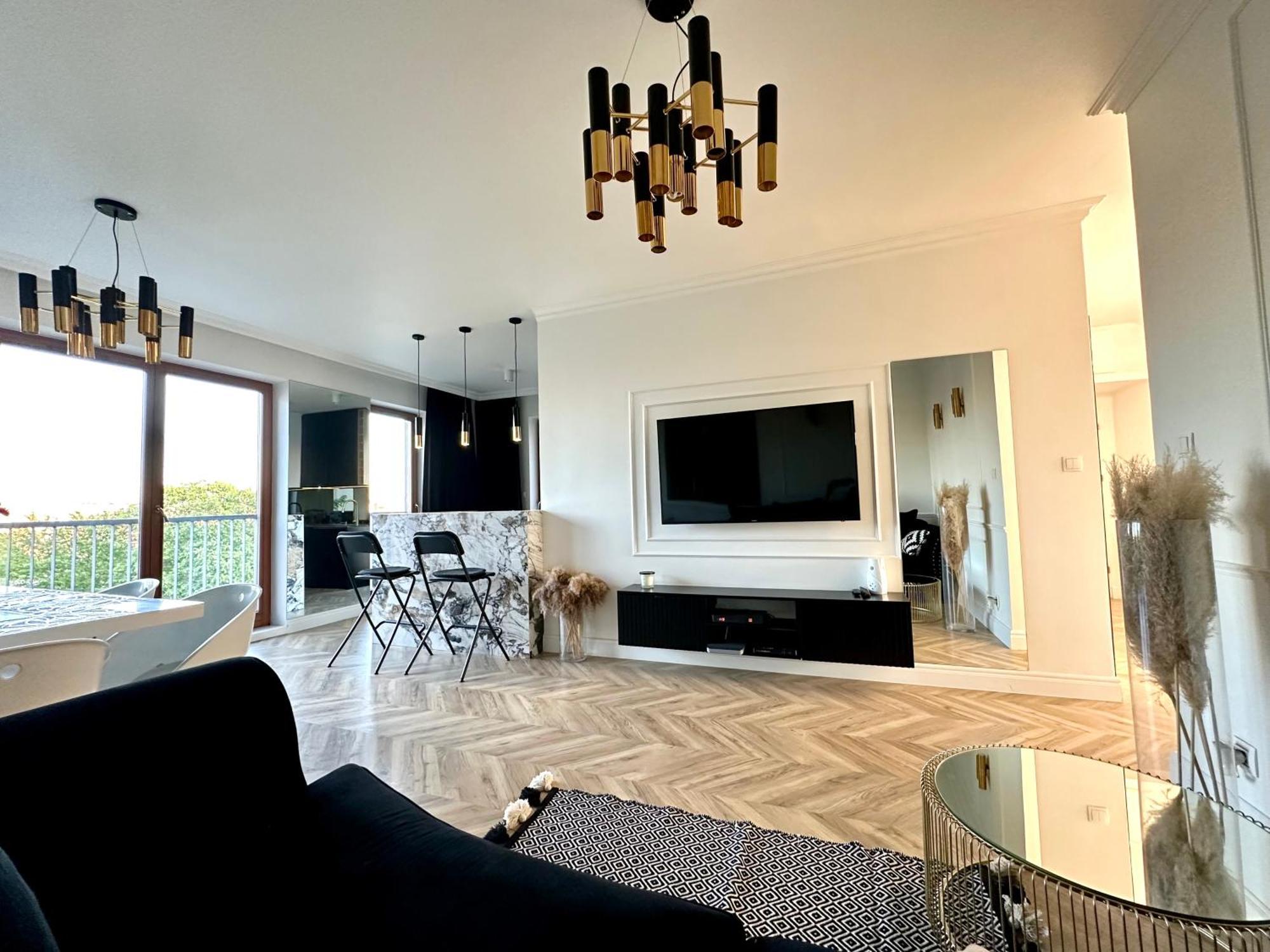 Mozarta Sky Terrace Vip 2-bed Apartment *