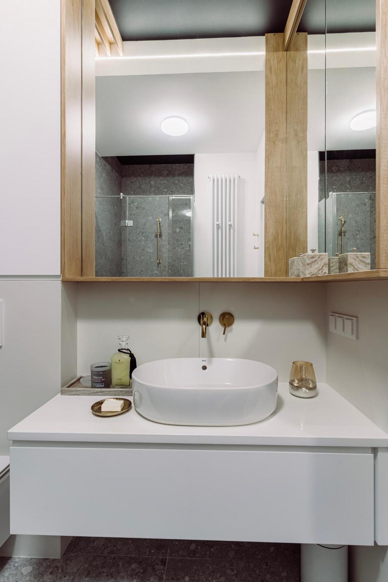 Apartament Rzeszowska 5 12 *