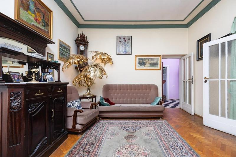 Fine Art Luxury 110 M2 , 3 Min Walk To Main Square Appartement