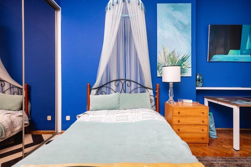 Fine Art Luxury 110 M2 , 3 Min Walk To Main Square *