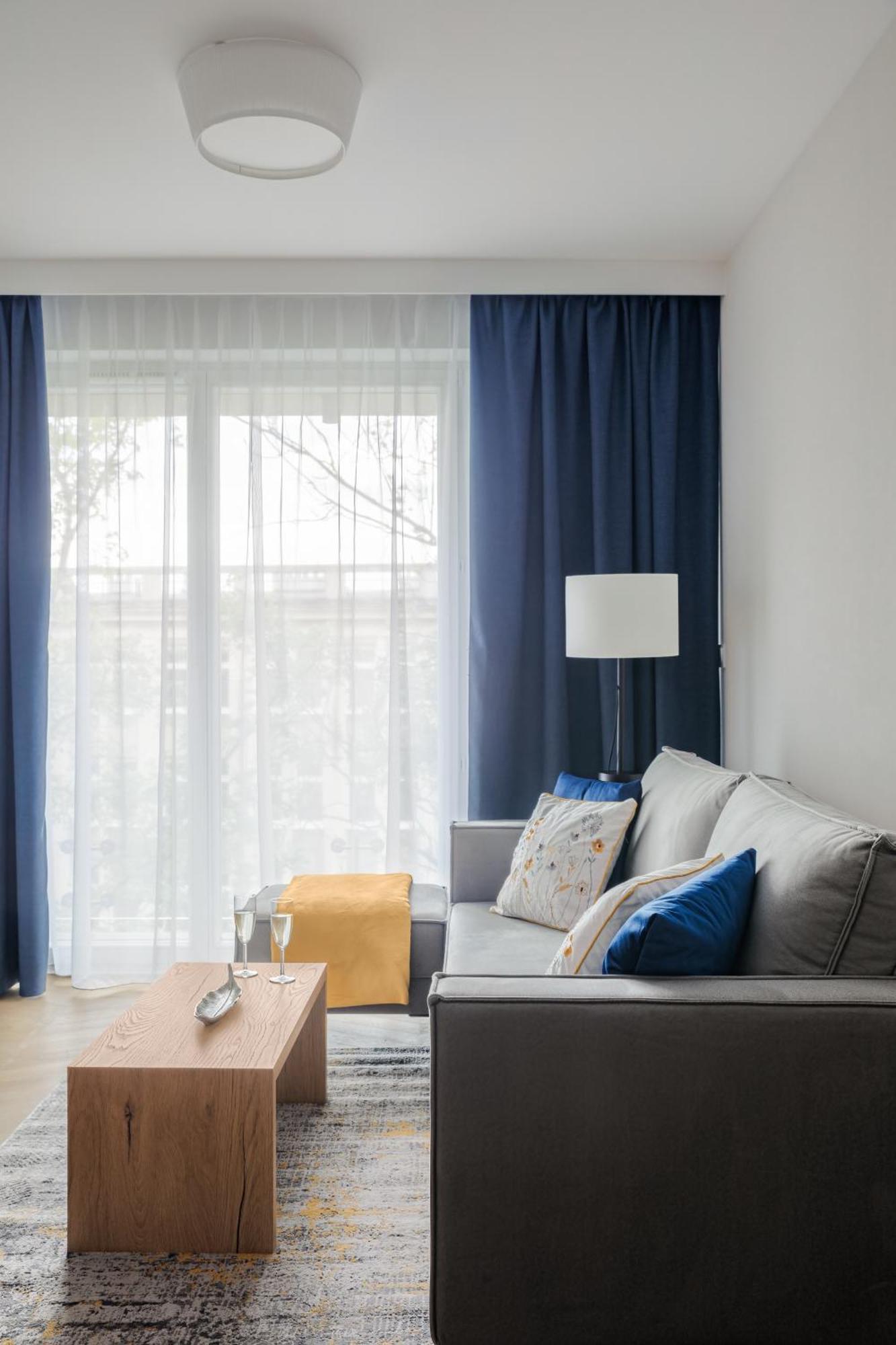 Metropolis Old Town Apartment