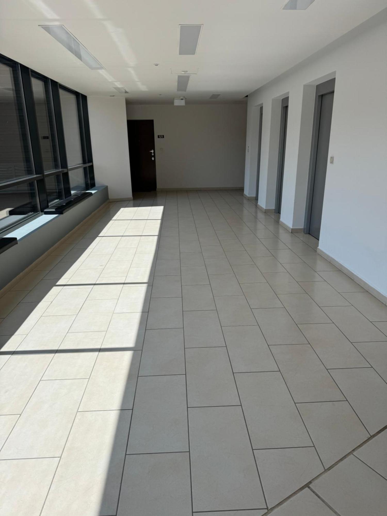 Modern & Cozy In The Centre Of Close To The Station Apartment *