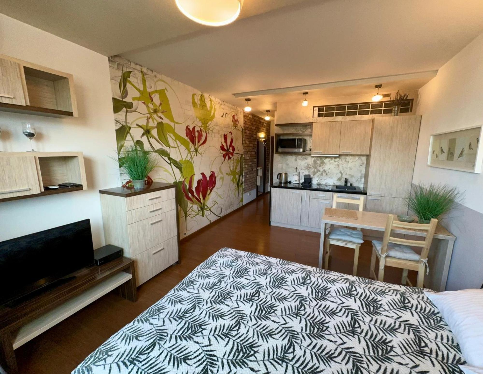Modern & Cozy In The Centre Of Close To The Station Apartment Krakow