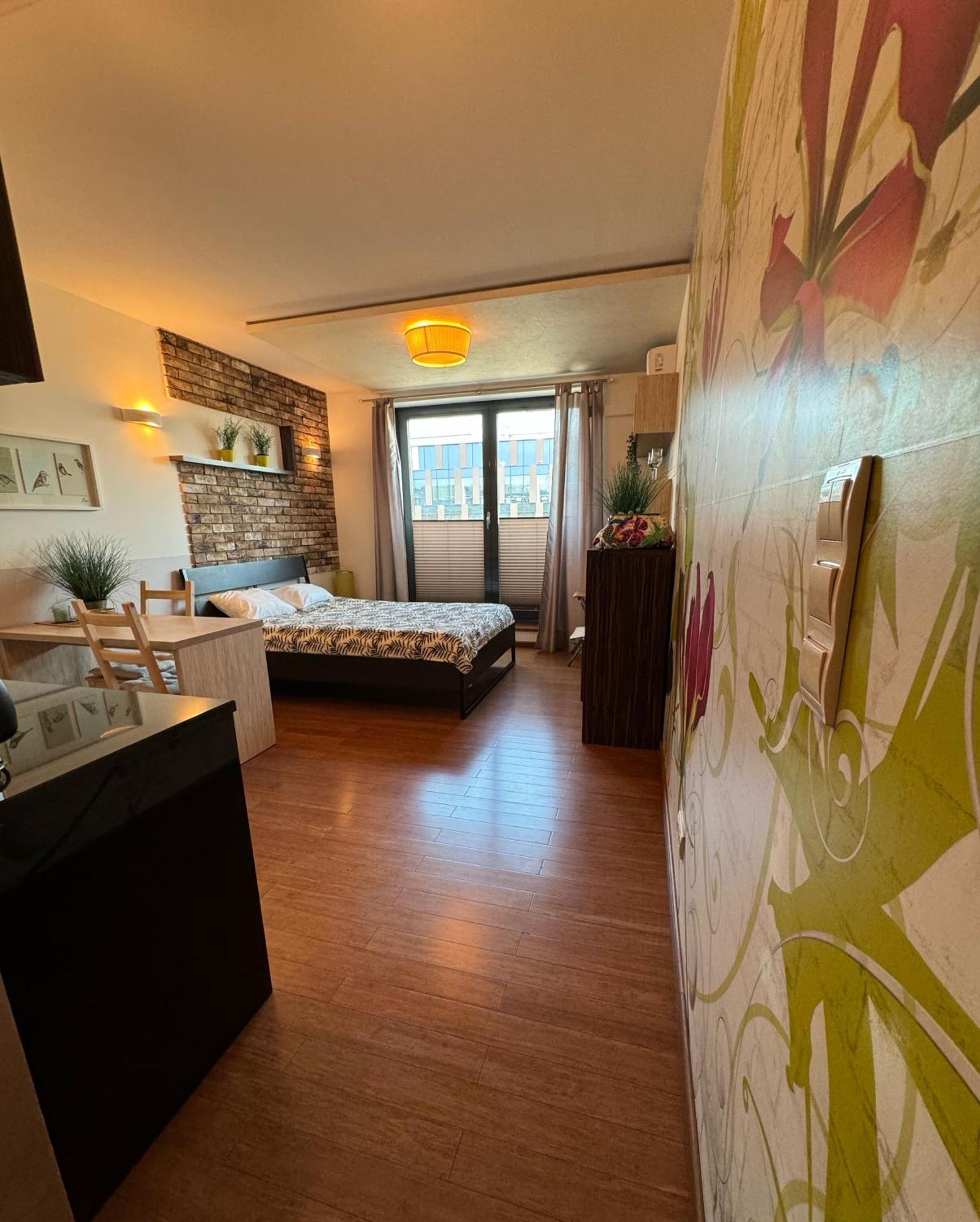 Modern & Cozy In The Centre Of Close To The Station Apartment *
