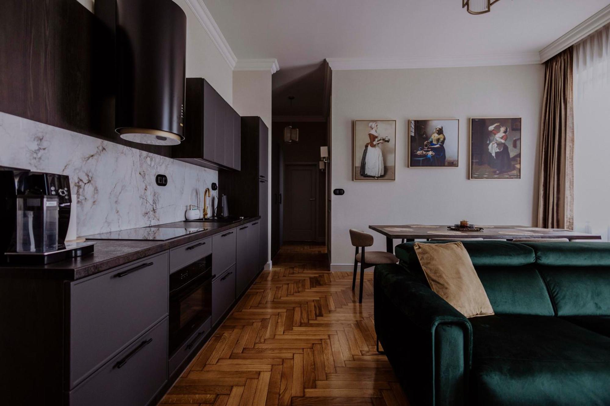 Crown Pearl - Wonderful Apartment, 110scm, 4 Apartment Krakow