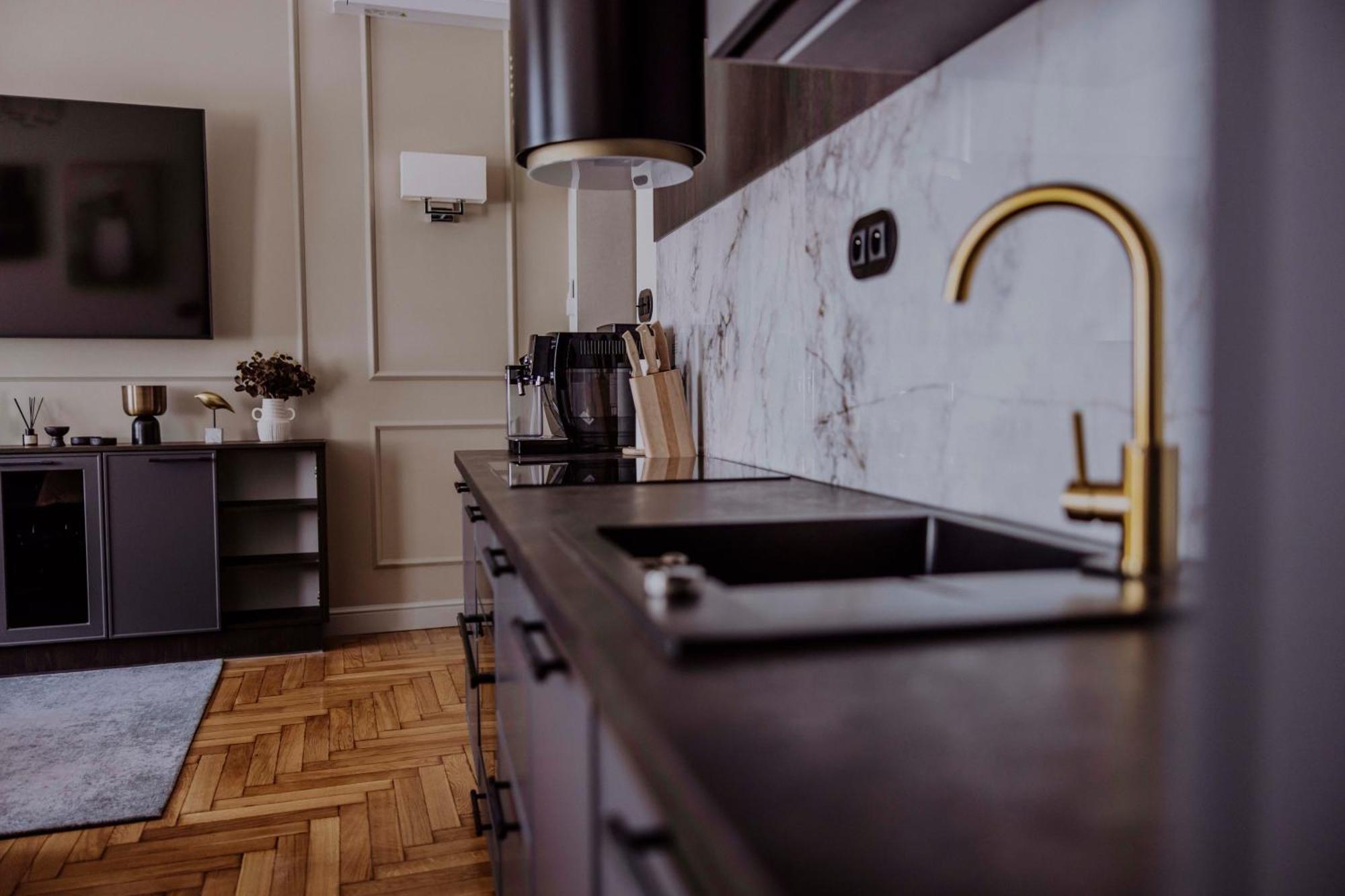 Crown Pearl - Wonderful Apartment, 110scm, 4 Krakow