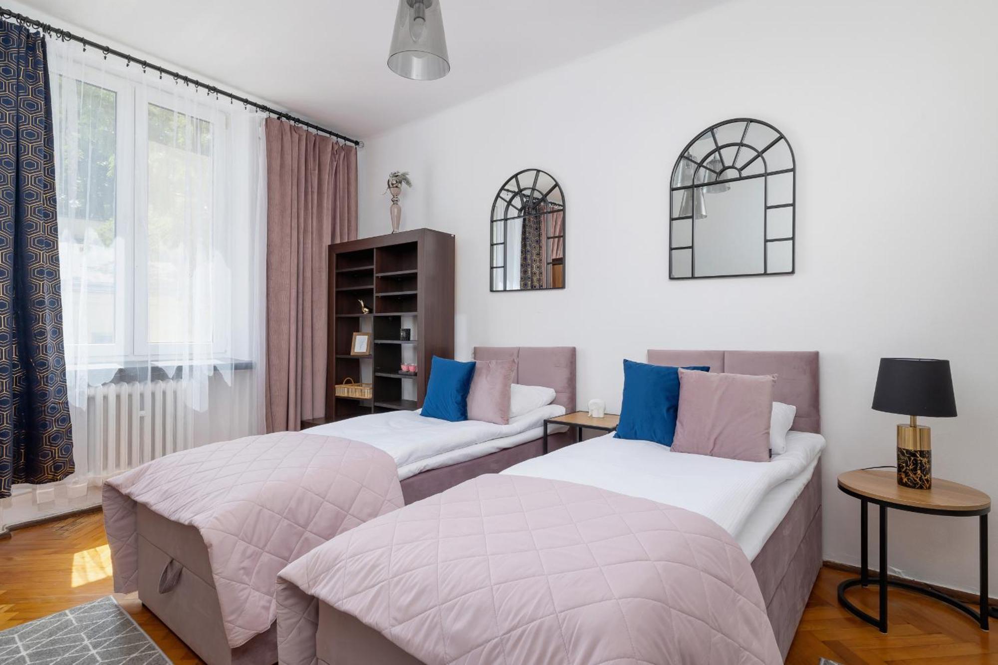 Apartment Rodzinny Z Dwiema Sypialniami Niedaleko Centrum Krakowa By Renters Krakow