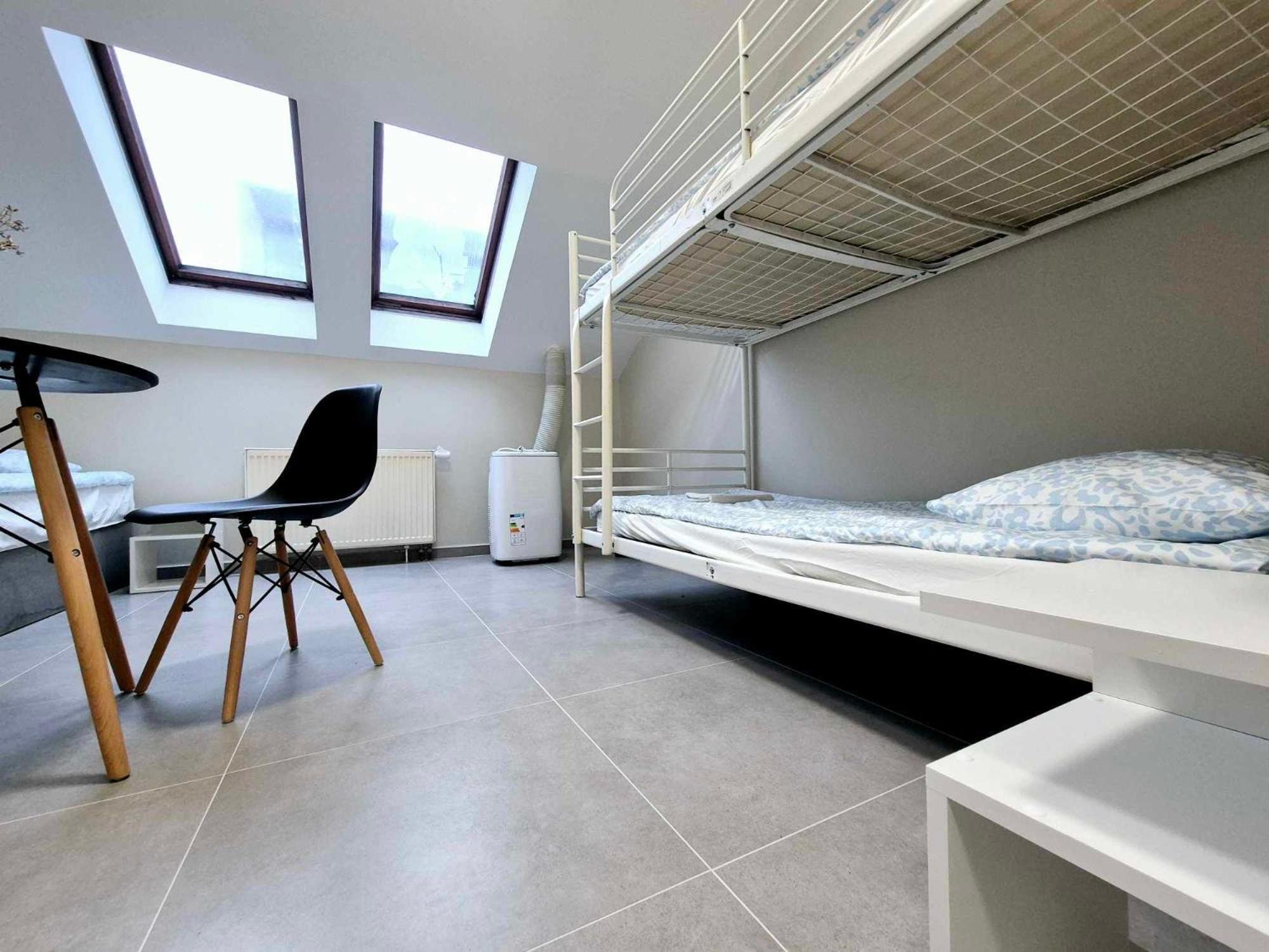 Hostel Pini - Przytulne W Centrum Krakowa *