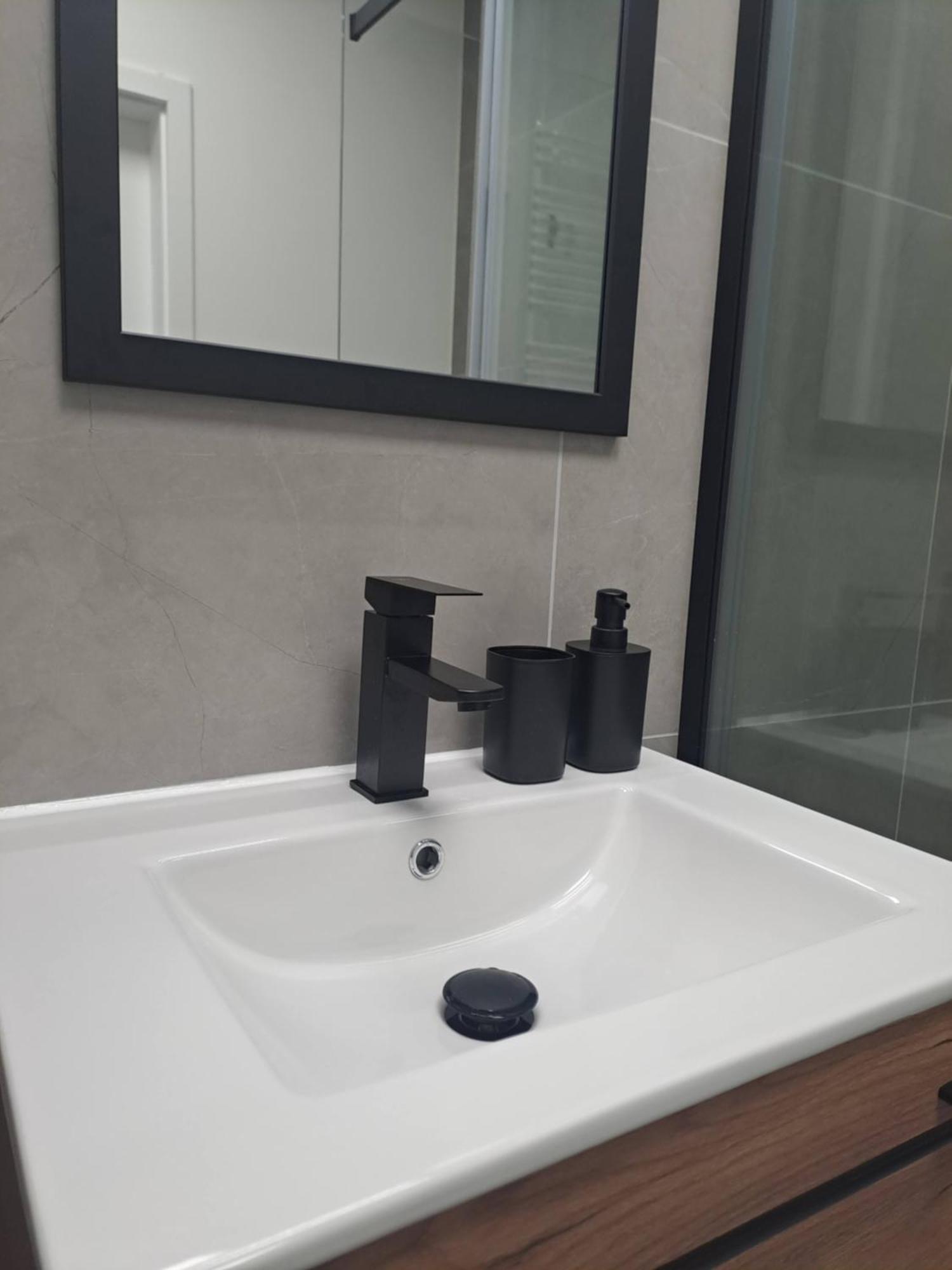 Apartment Bazylek, Miejsce Parkingowe W Garazu Podziemnym
