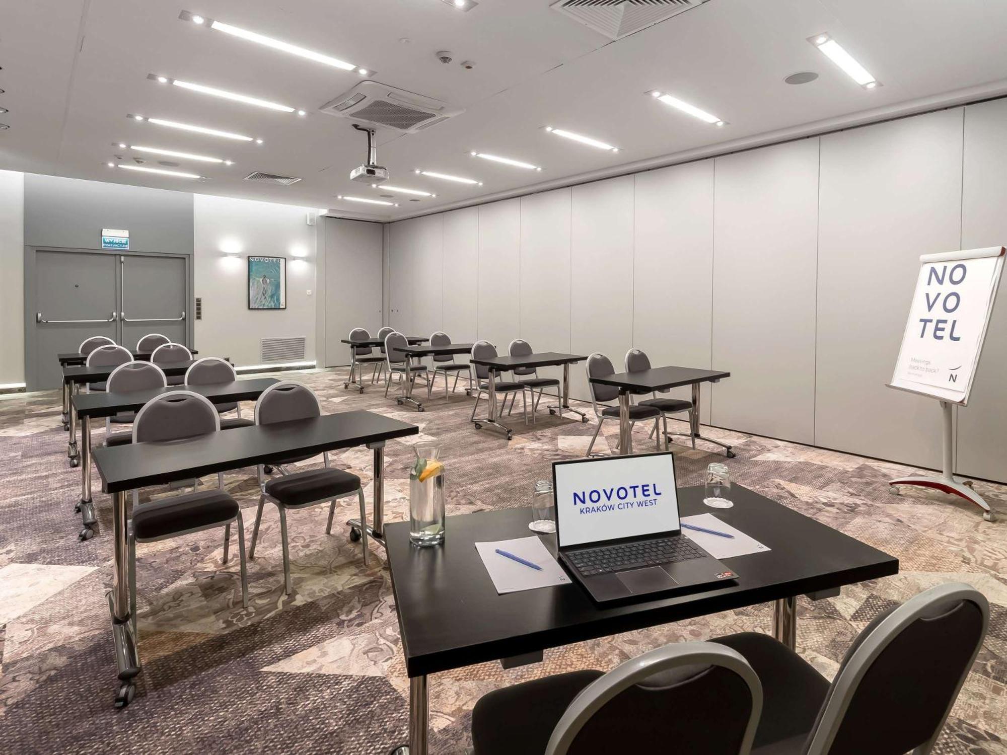 Novotel West 4*