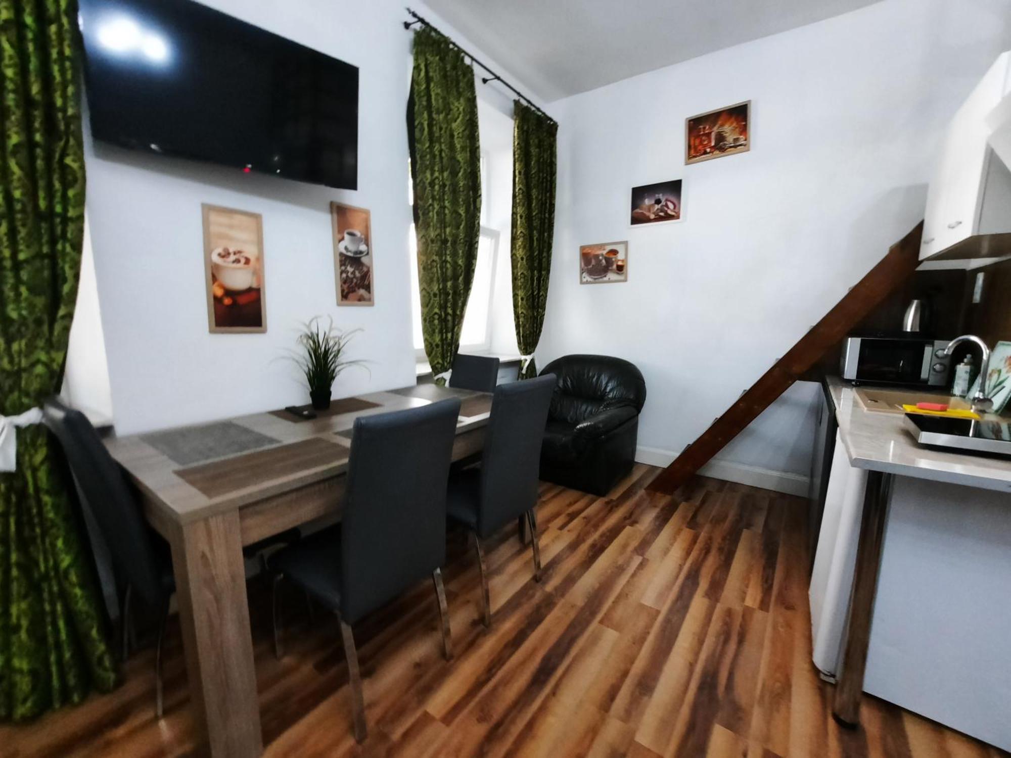 Lorf Hostel&coffee Hostel *