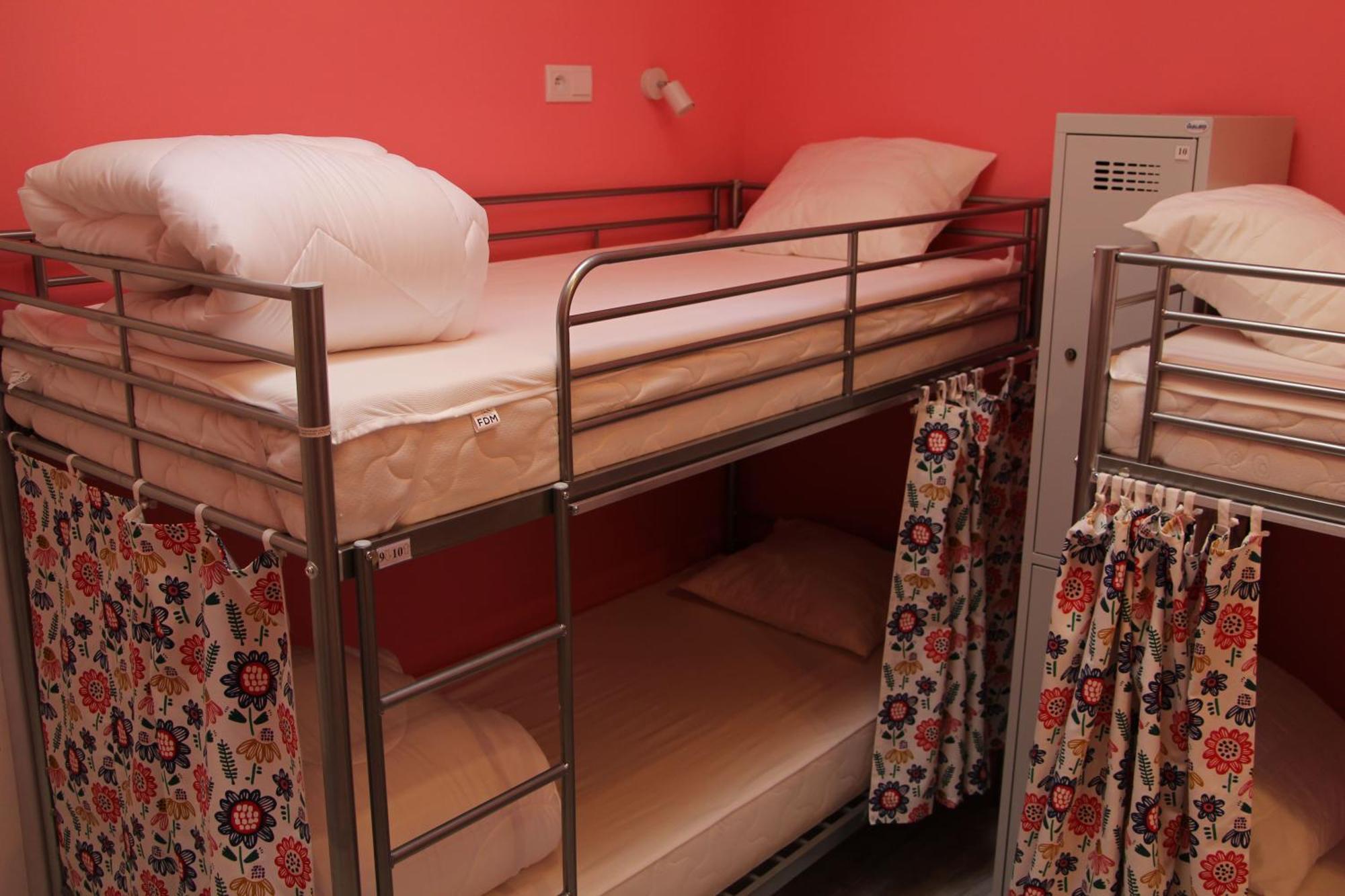 Lorf Hostel&coffee Hostel