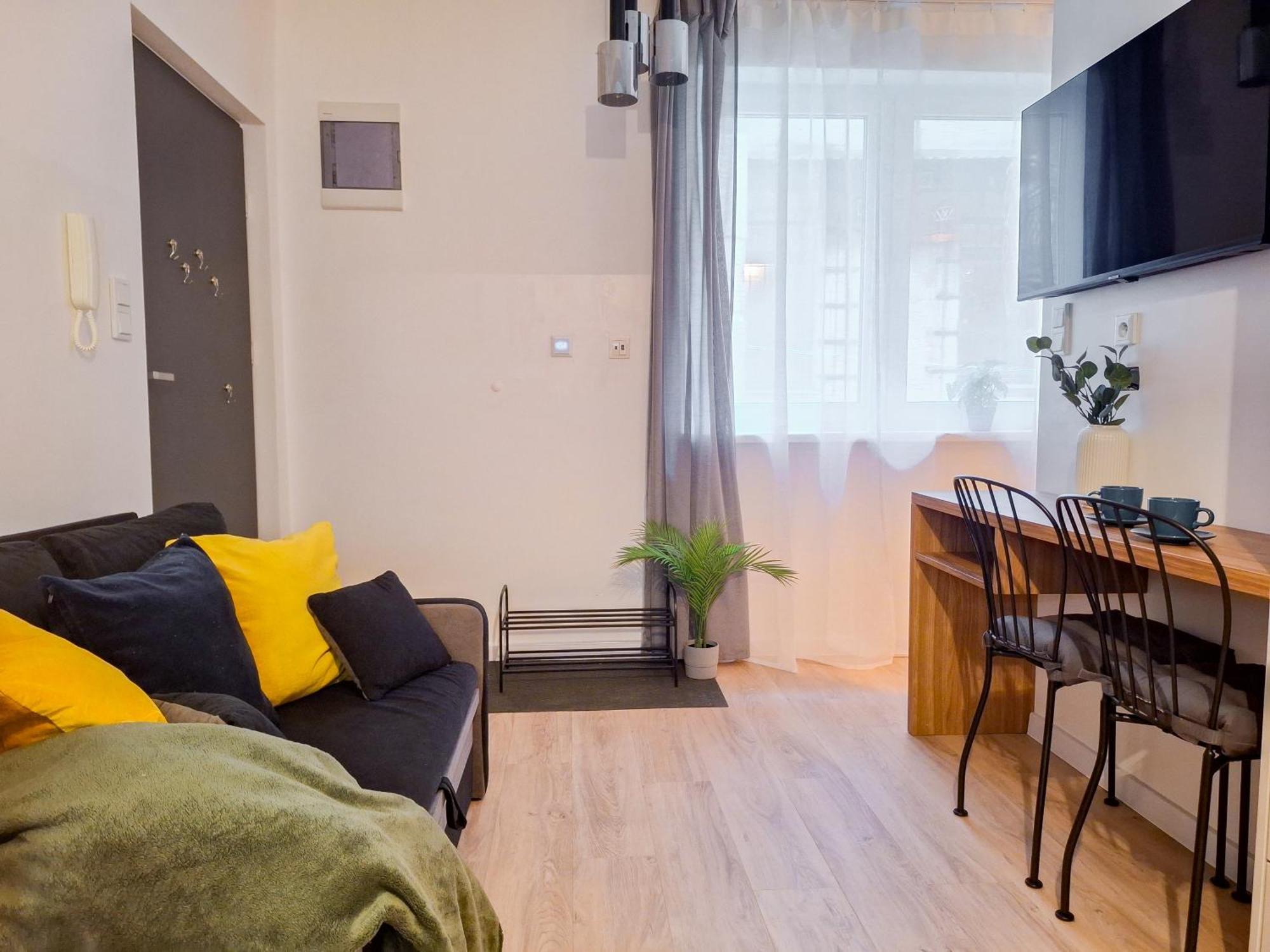 Cozy For Couples - Cracow Heart Apartment *